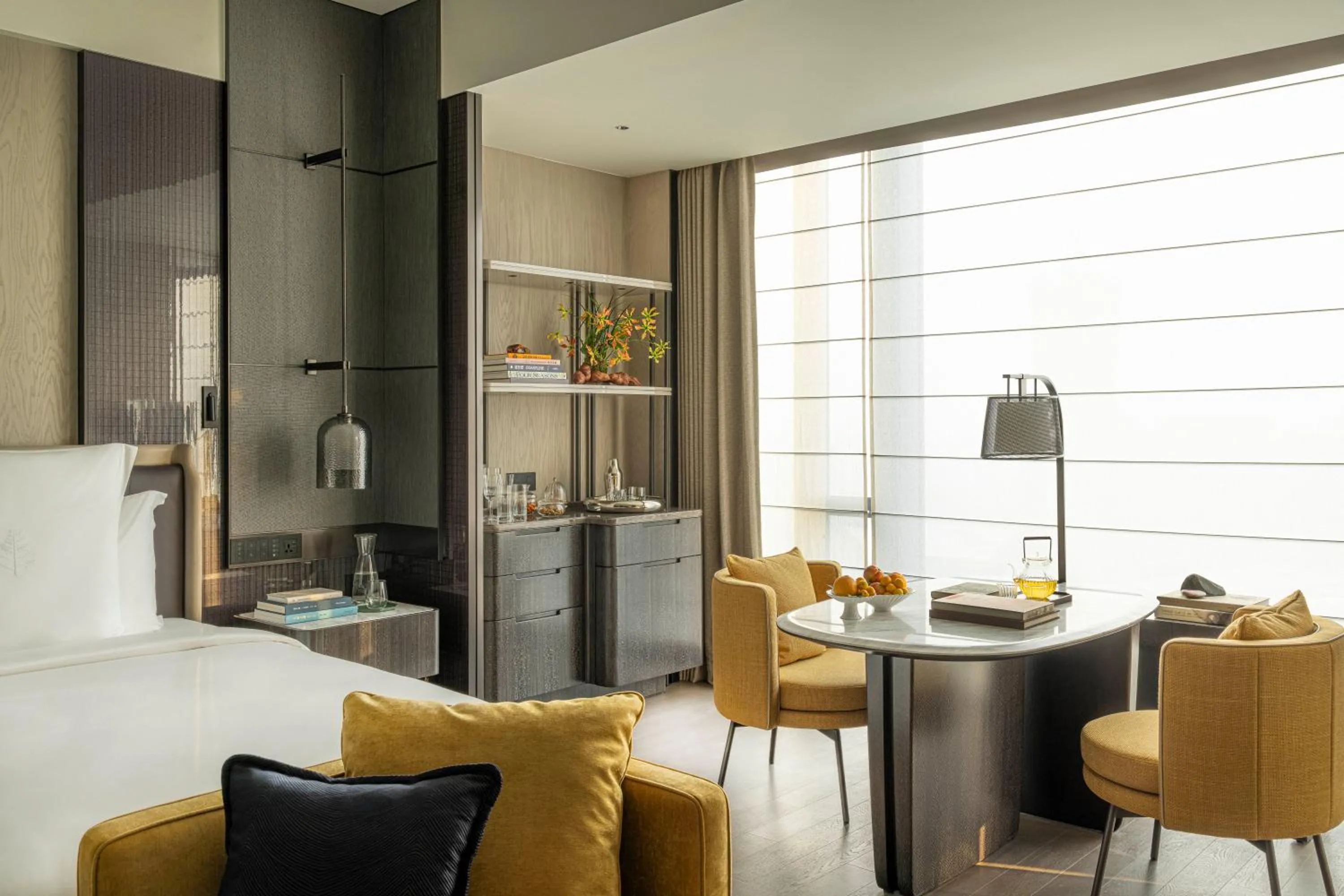 Bedroom in Four Seasons Hotel Hangzhou at Hangzhou Centre