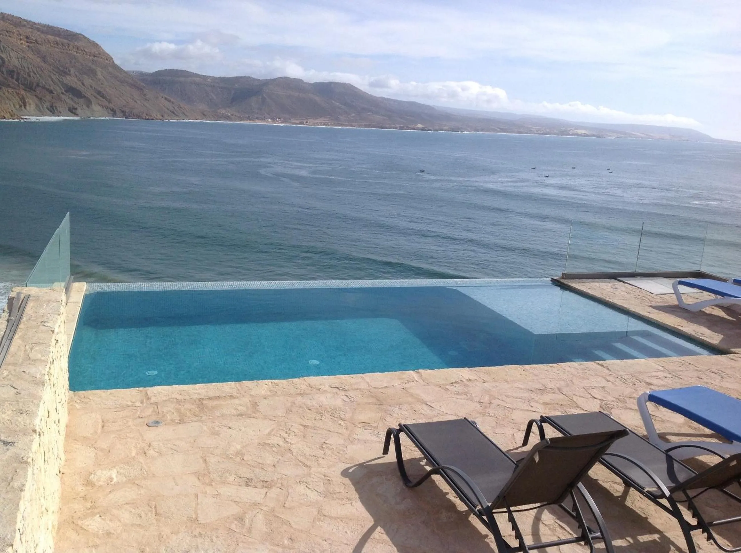 Swimming pool in Wind House