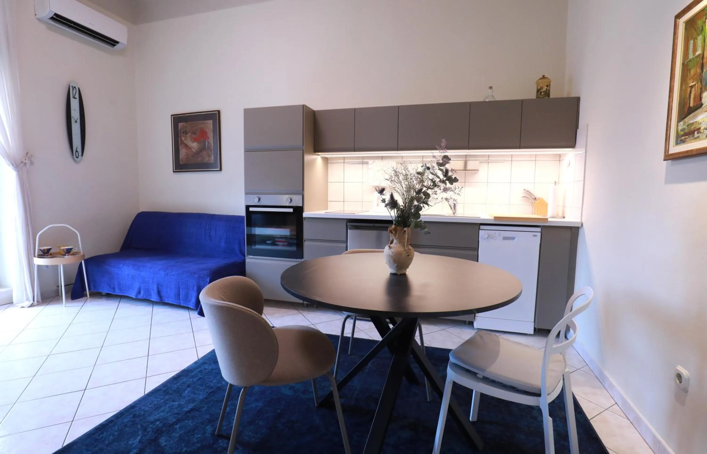 Apartments Marmont