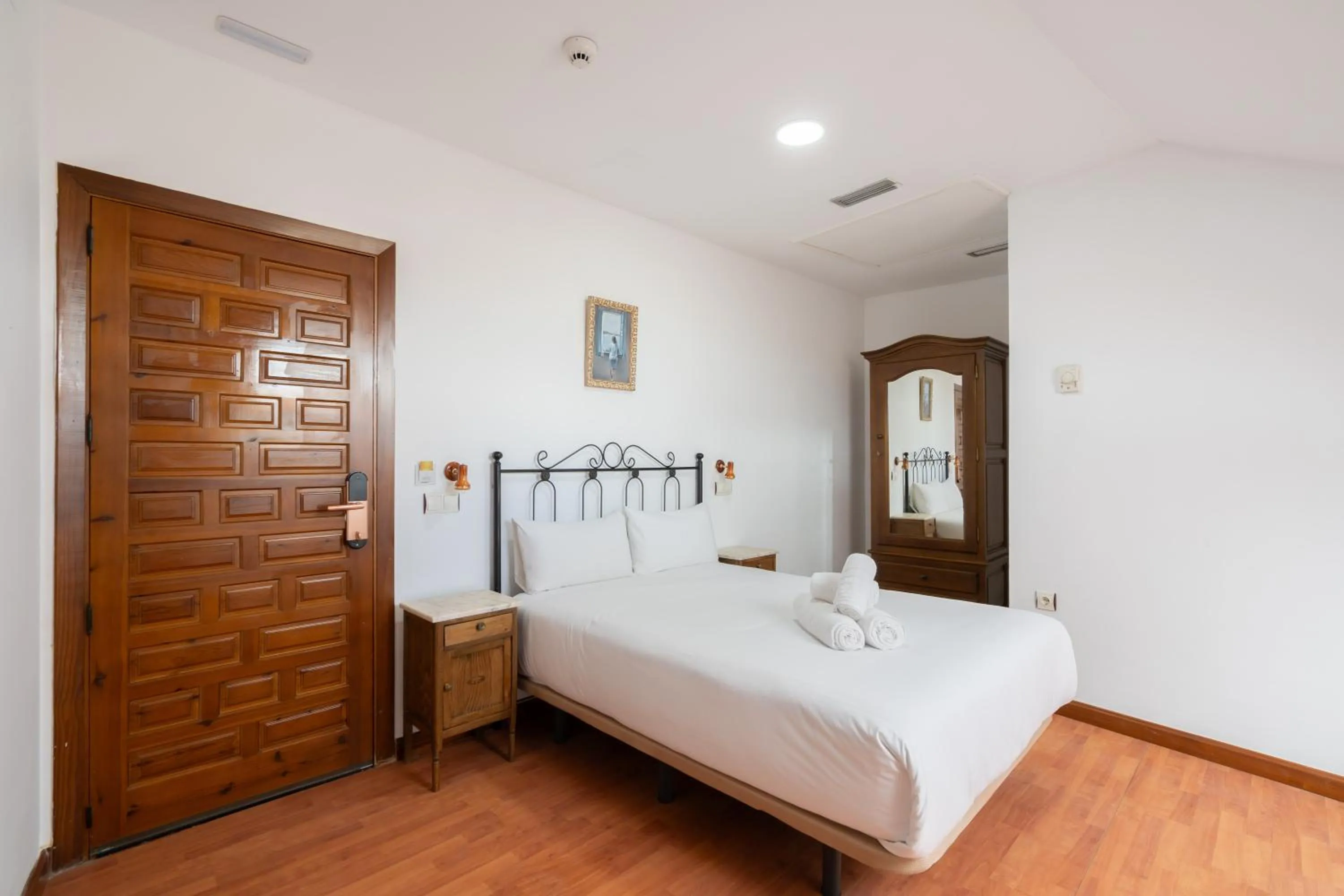 Bed in Hotel La Quinta de Santillán