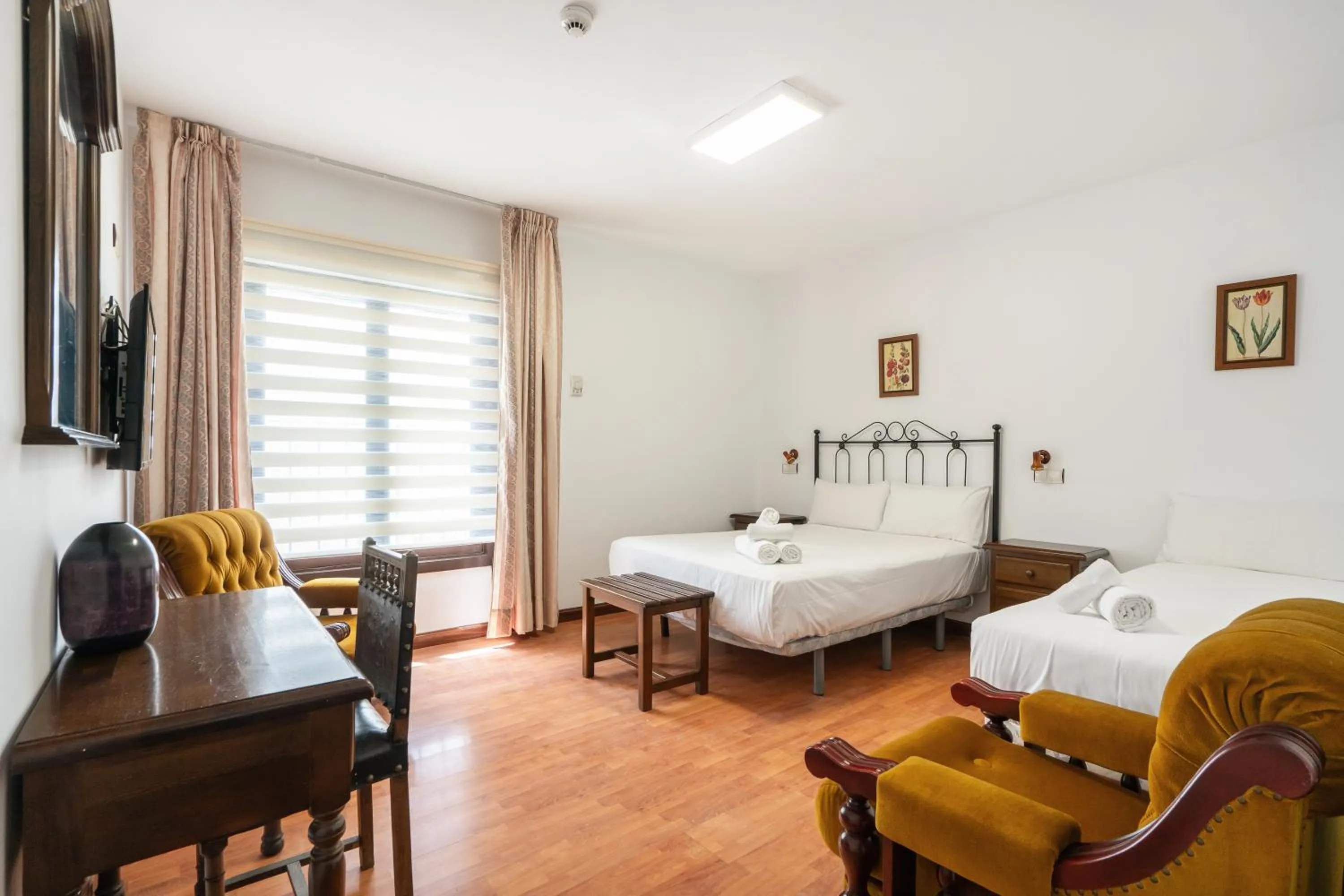 Bed in Hotel La Quinta de Santillán