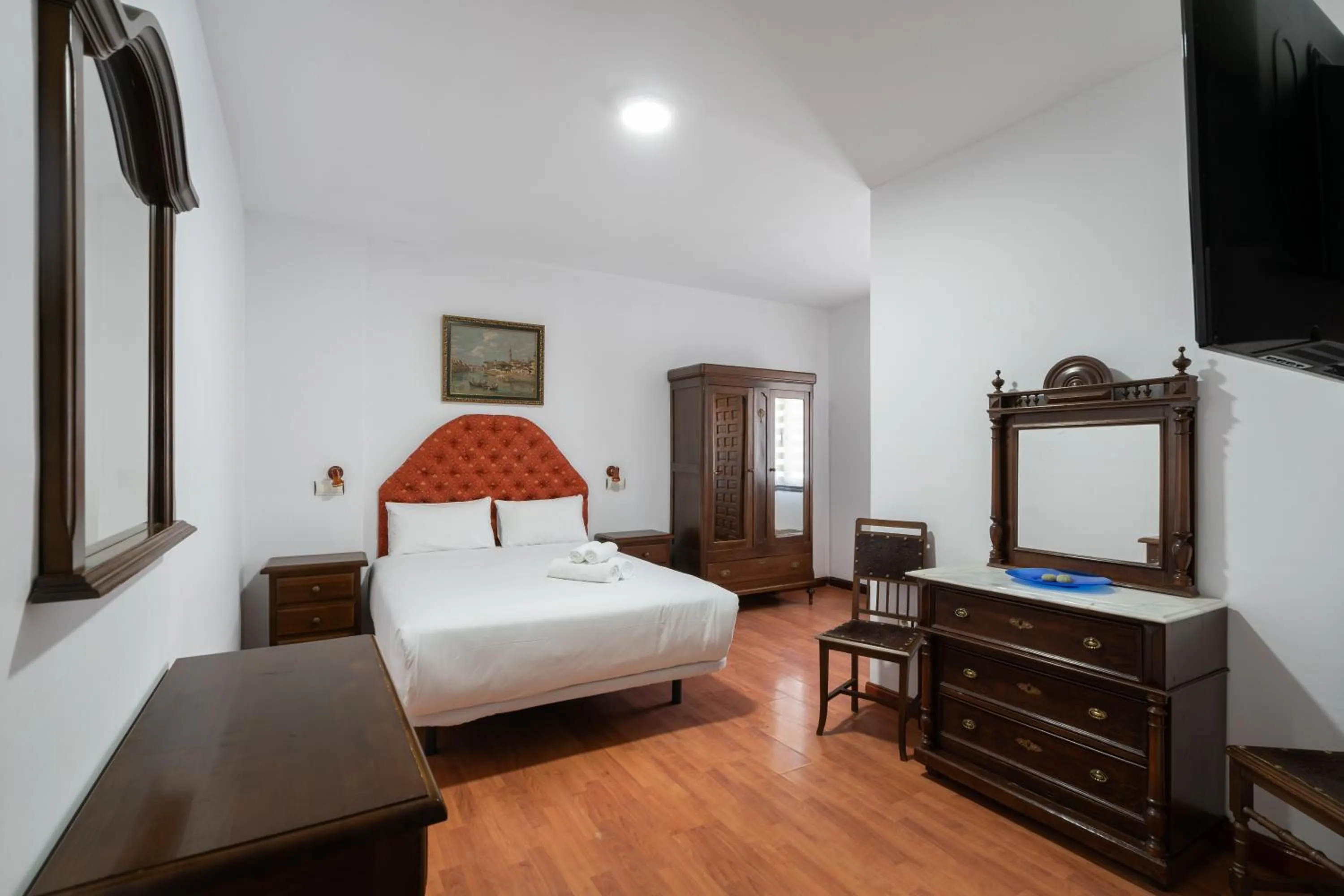 Bed in Hotel La Quinta de Santillán