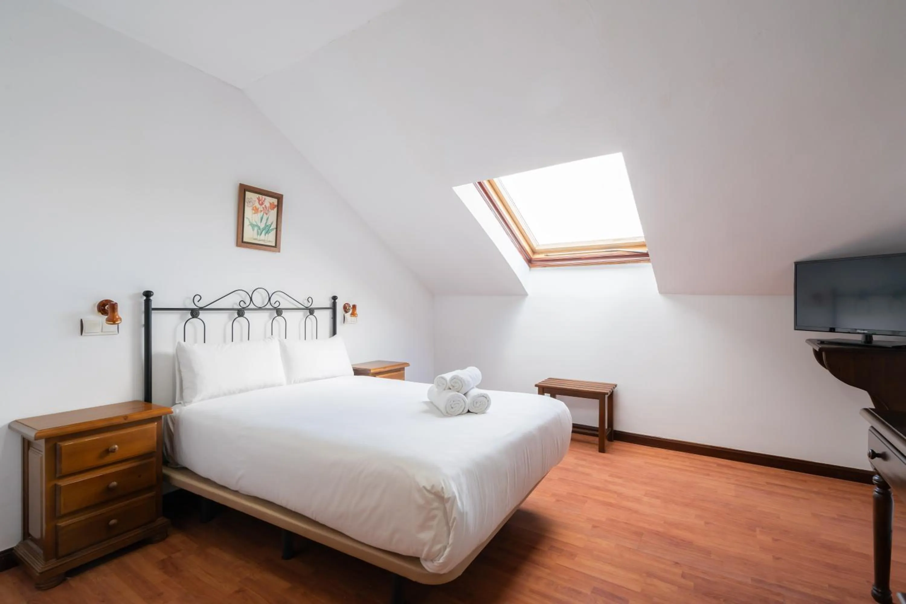 Bed in Hotel La Quinta de Santillán