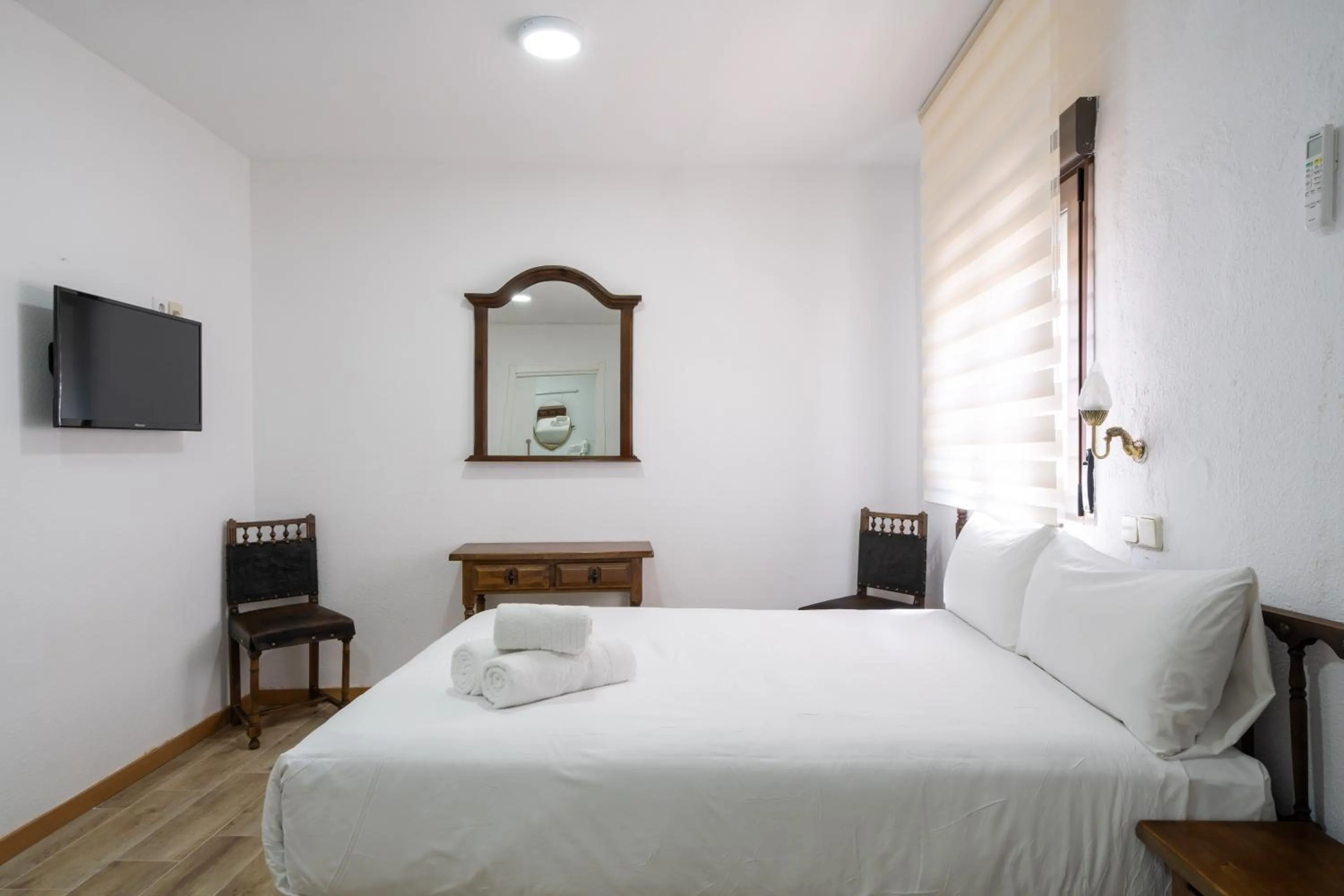 Bed in Hotel La Quinta de Santillán