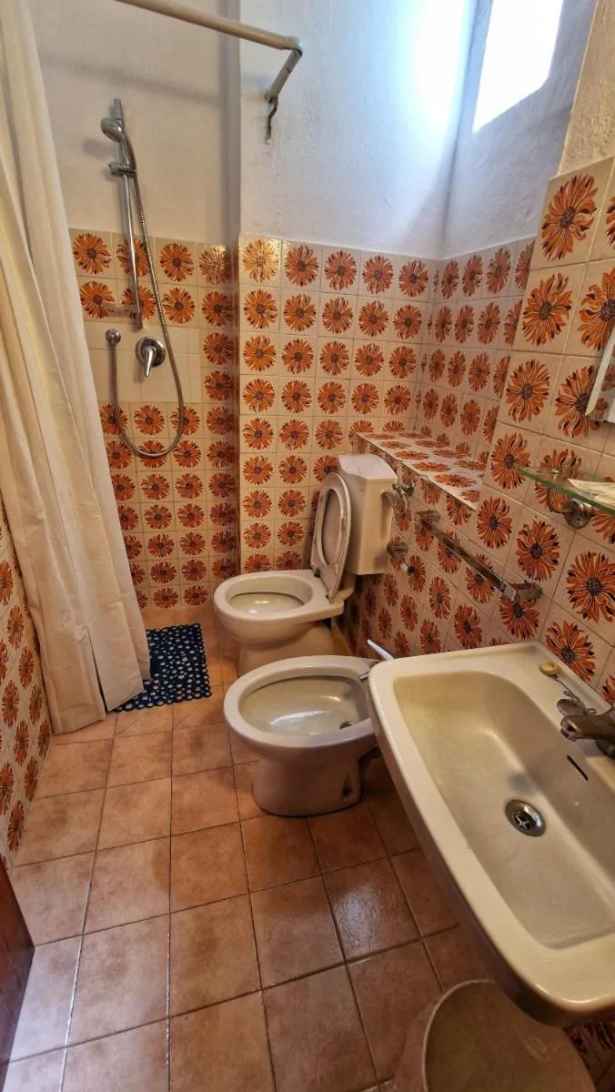 Shower in Hotel Bellavista