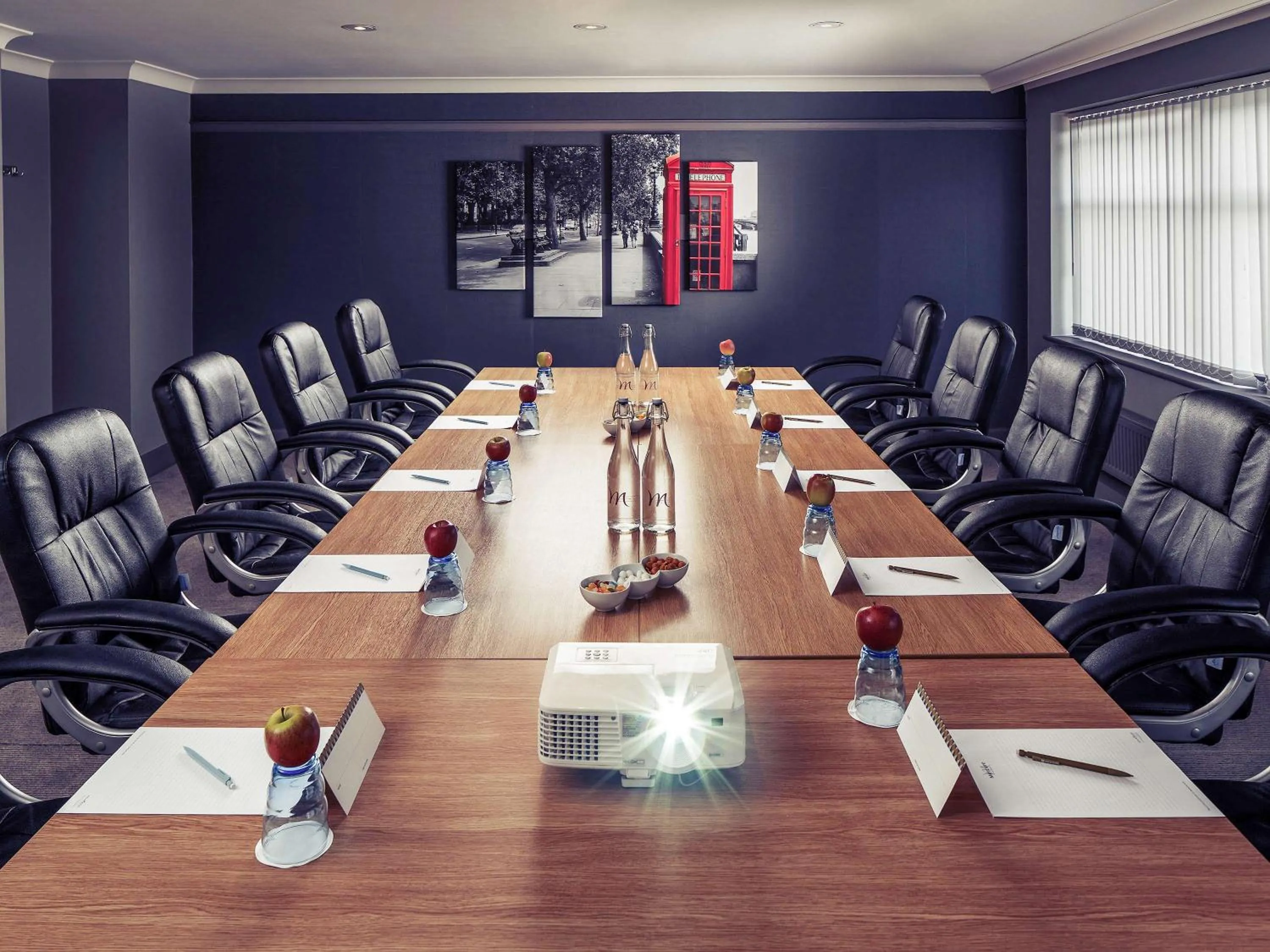 Business facilities in Mercure London Watford Hotel