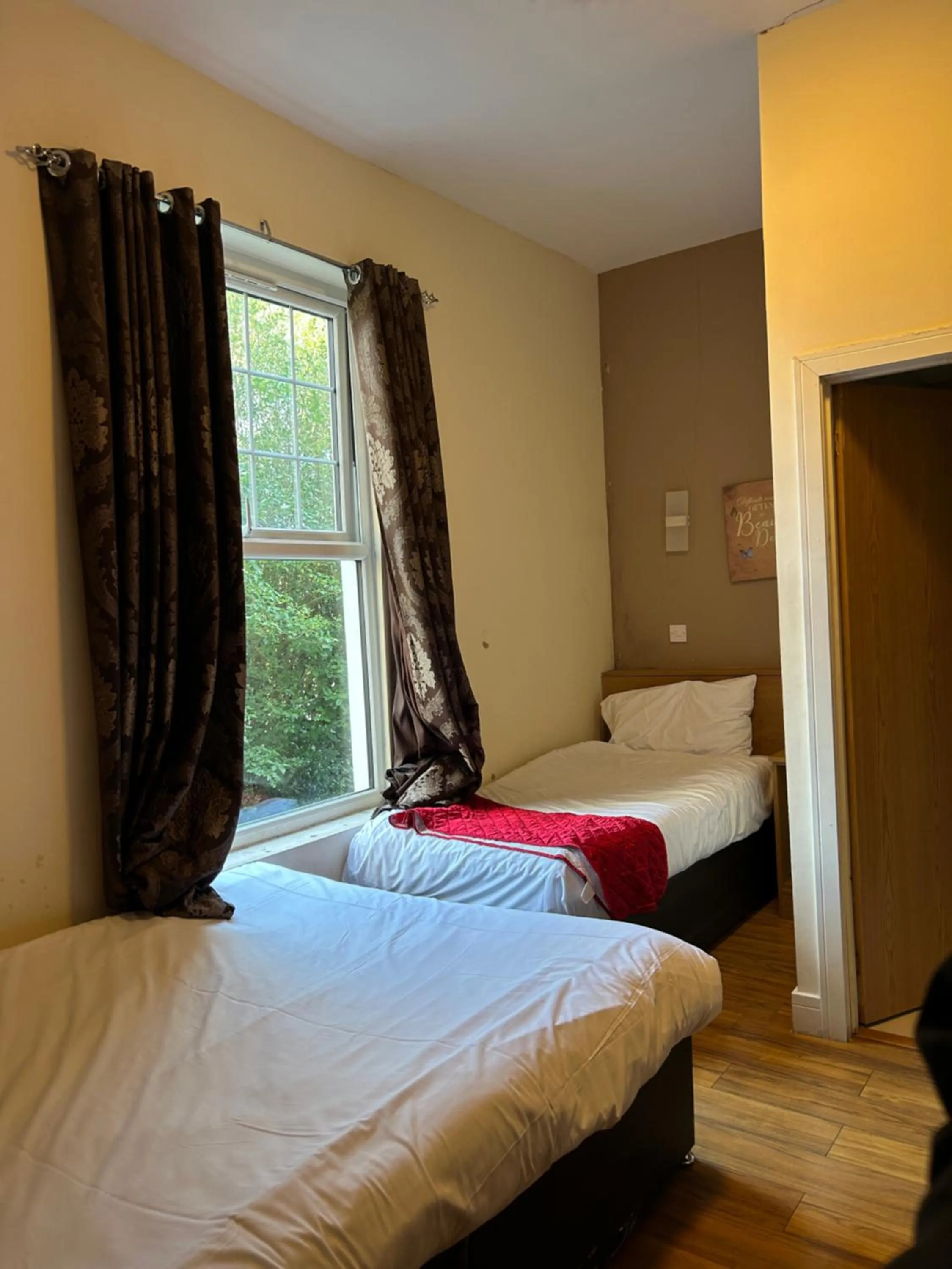 Bed in Crescent Hotel