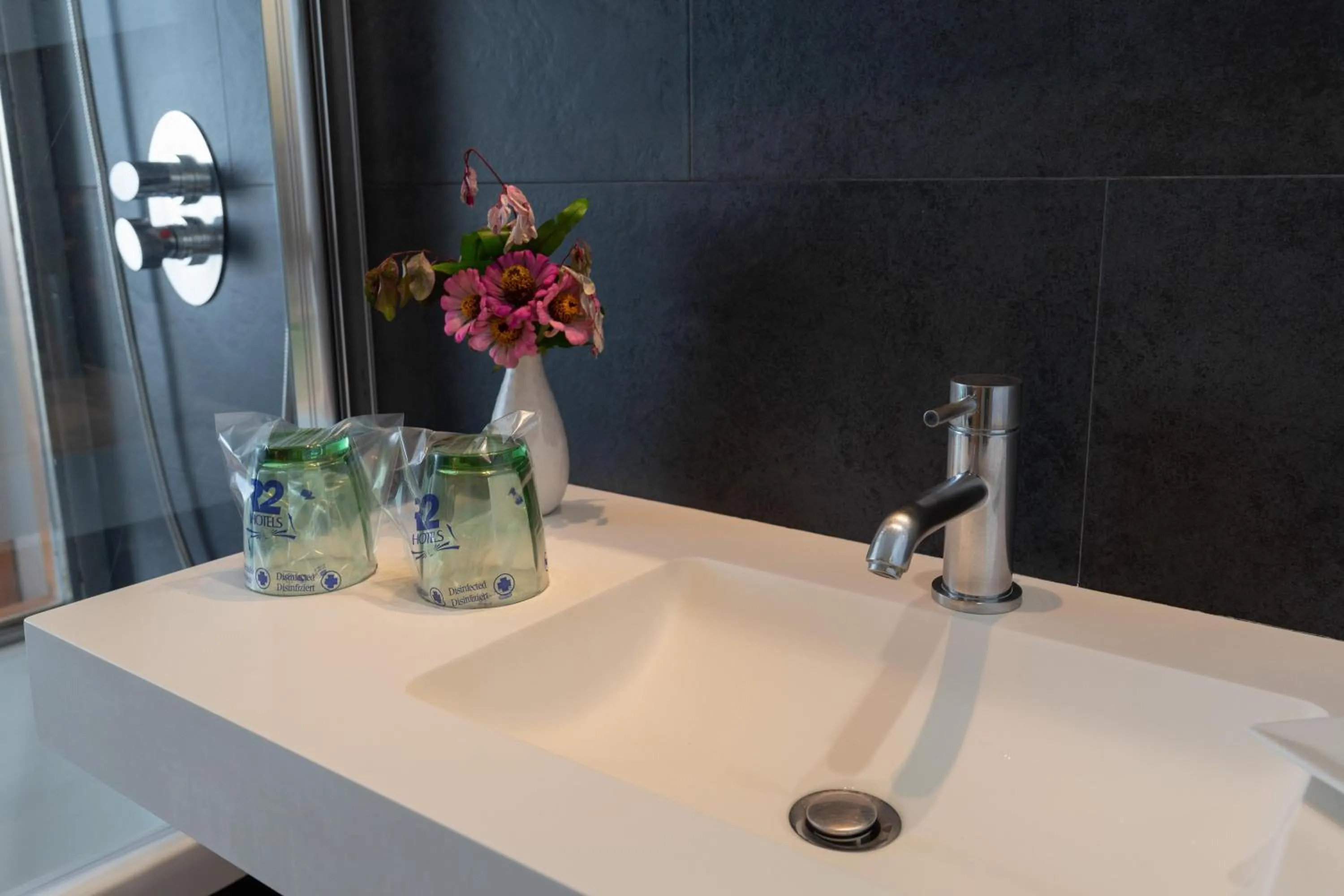 Bathroom in R2 Bahia Playa - Adults Only