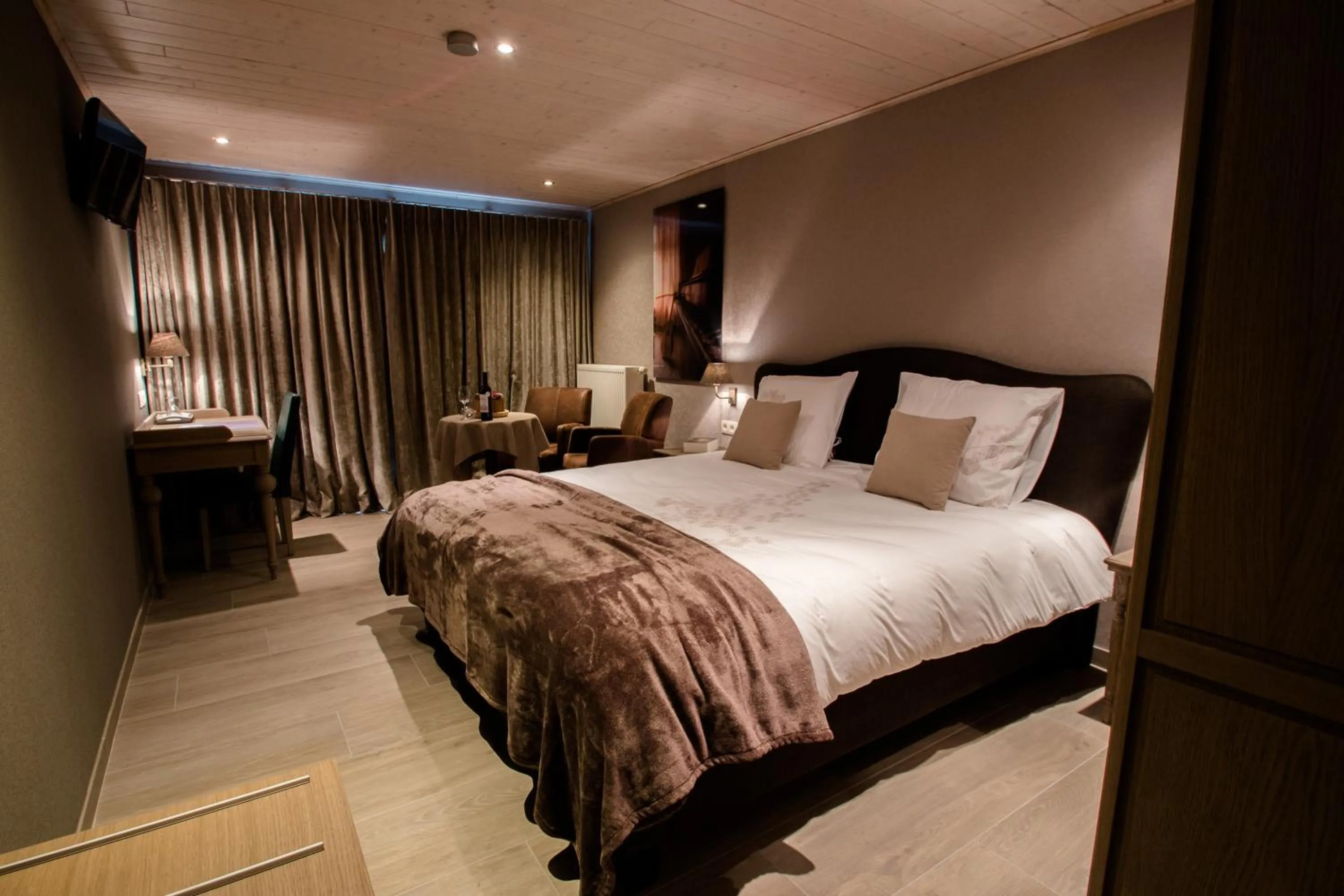 Photo of the whole room, Bed in B&B De Bergvallei