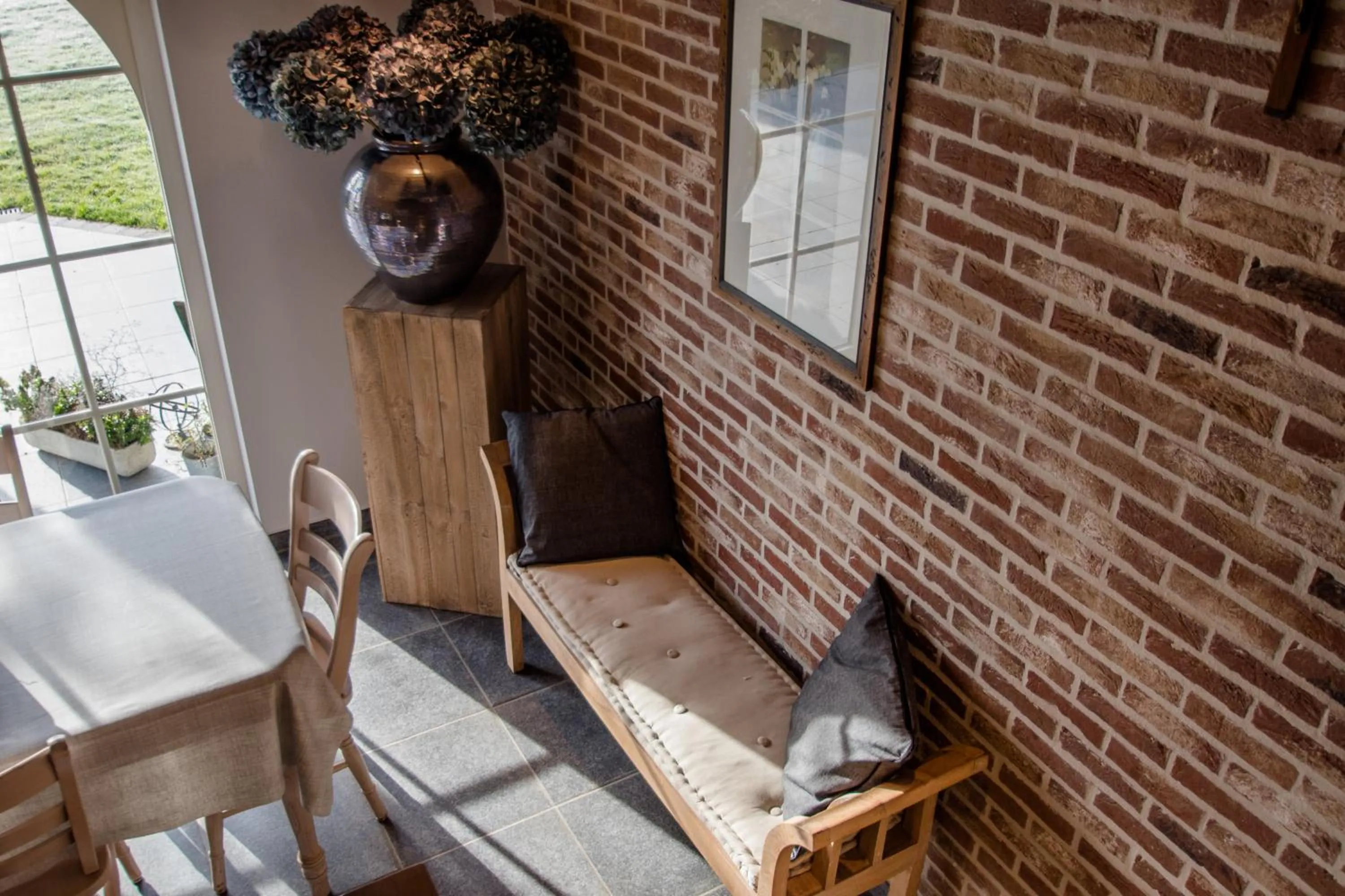Dining area in B&B De Bergvallei