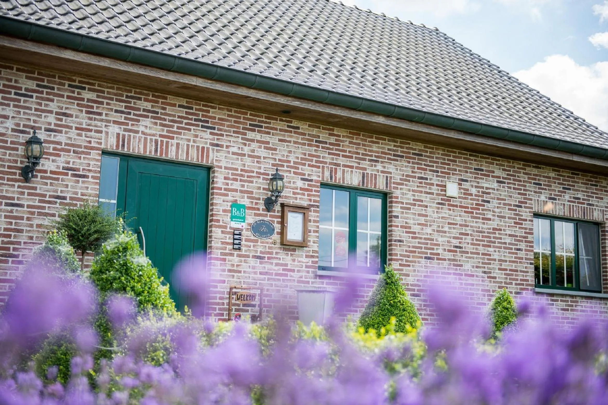 Facade/entrance in B&B De Bergvallei