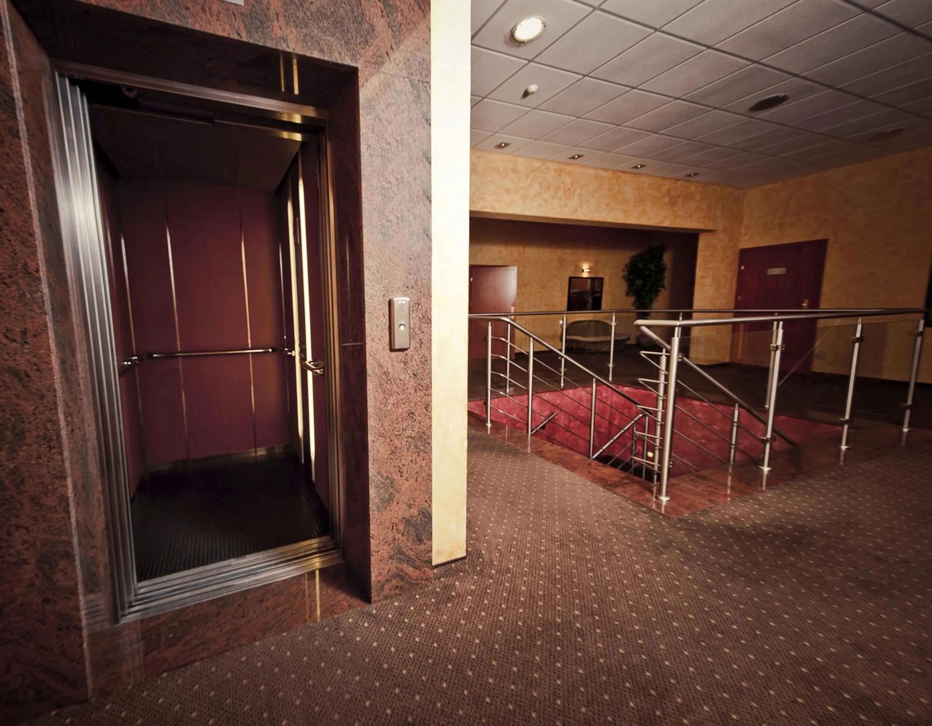 Lobby or reception, Bed in Hotel Wityng