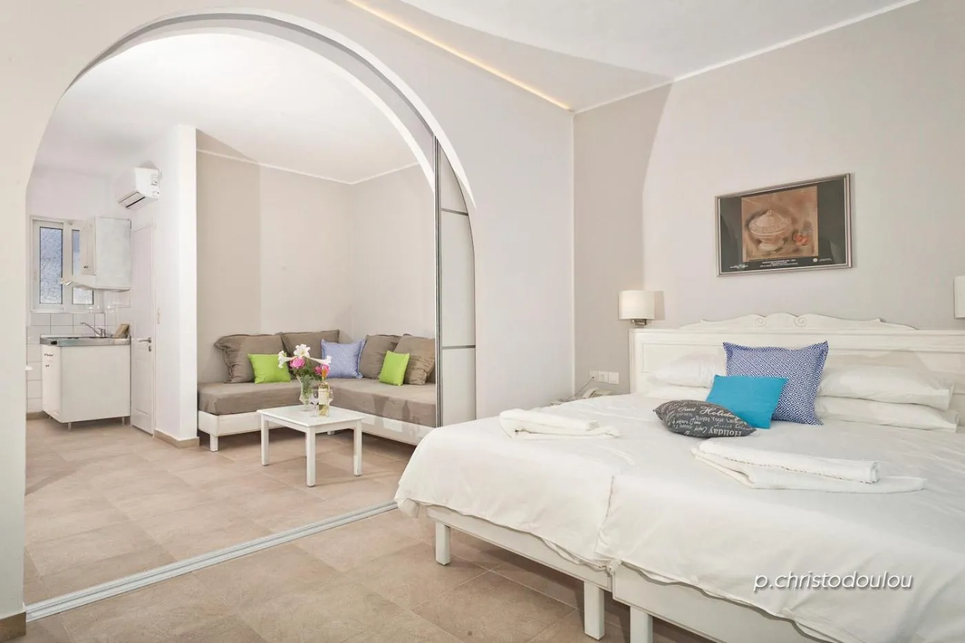 Living room, Bed in CHC Sound of the Sea