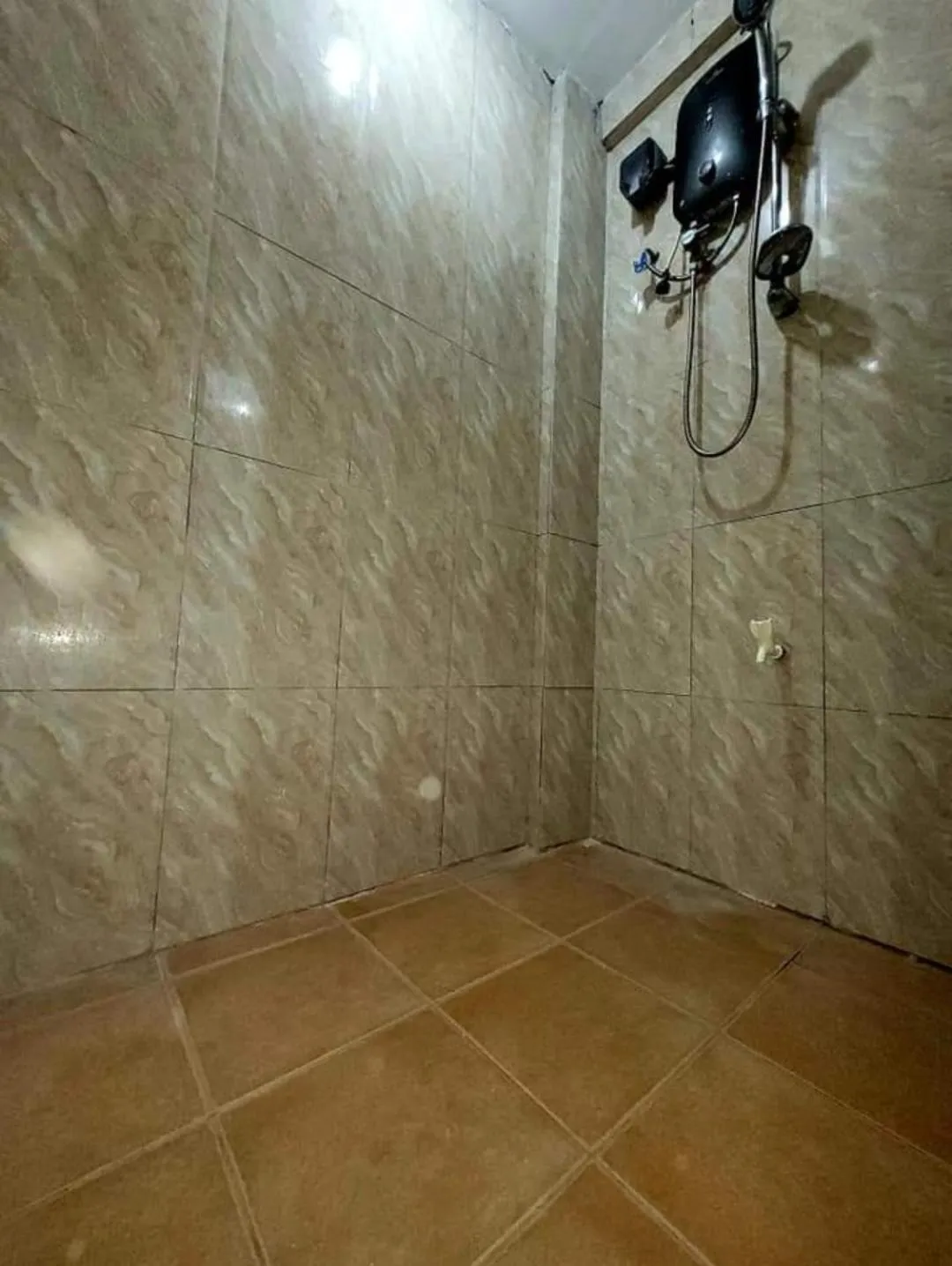 J & V Oceanview Beach Resort