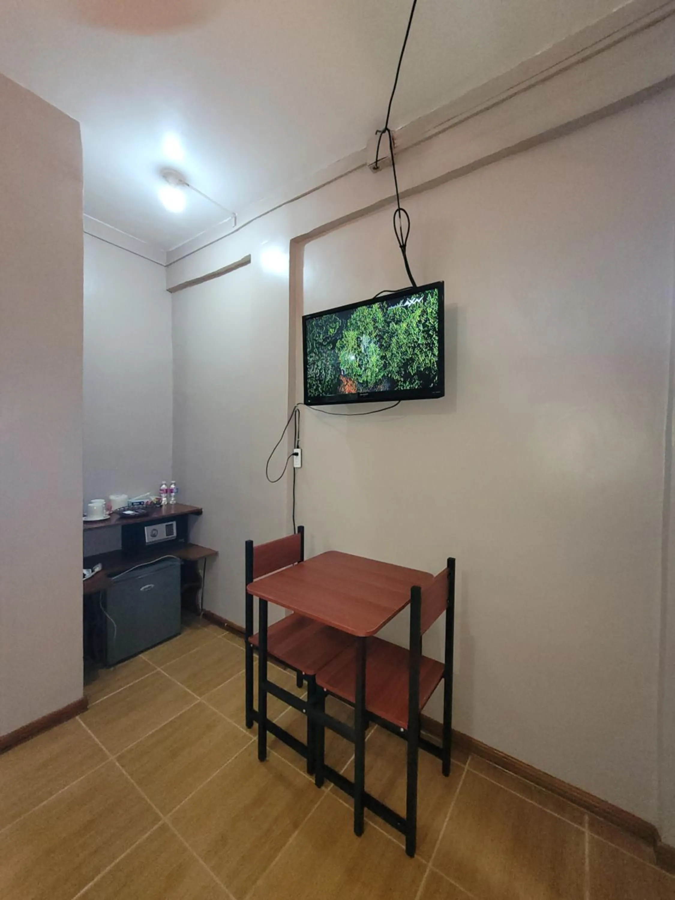 J & V Oceanview Beach Resort