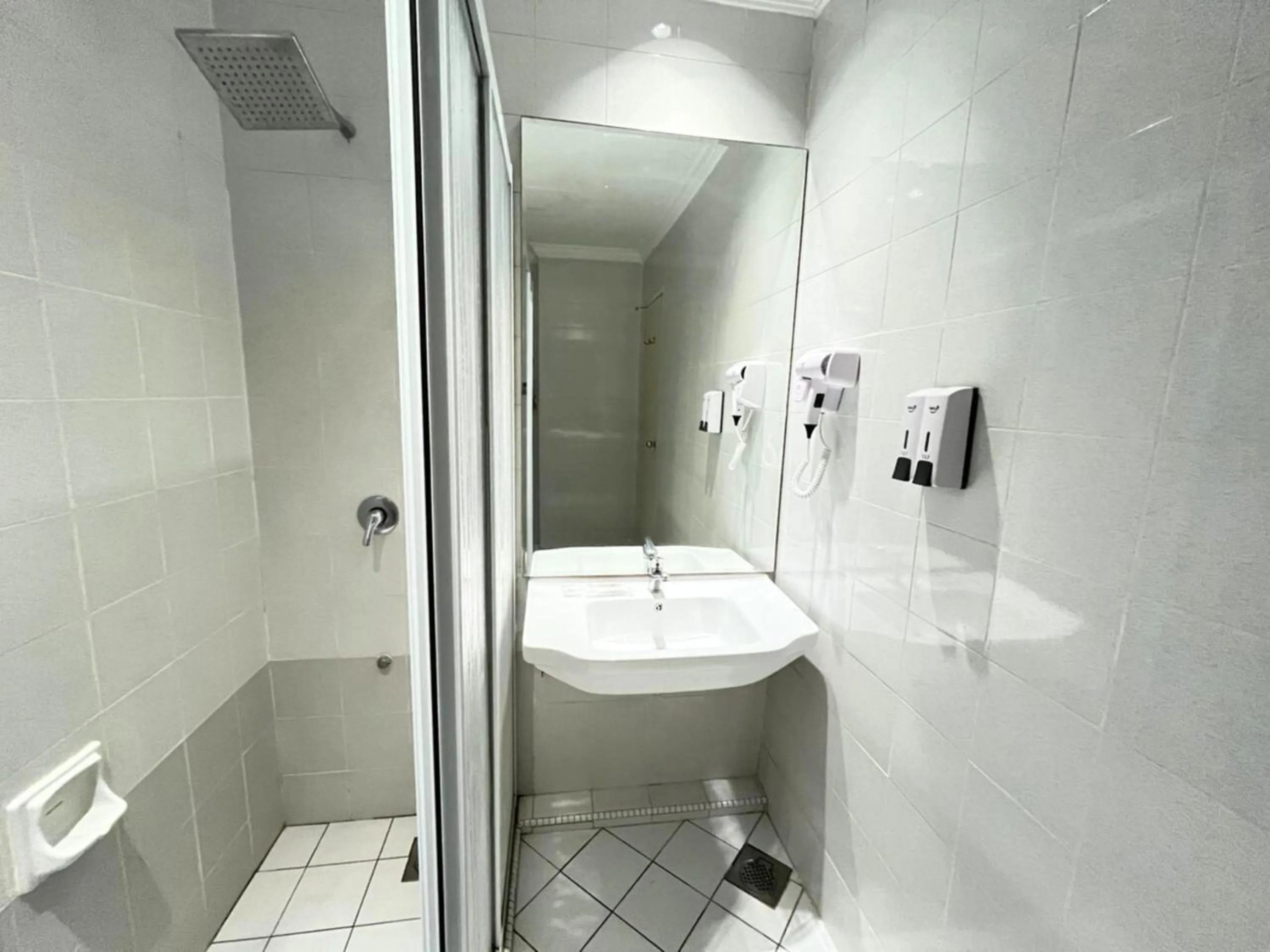 Bathroom in Sky Hotel Chow Kit PWTC