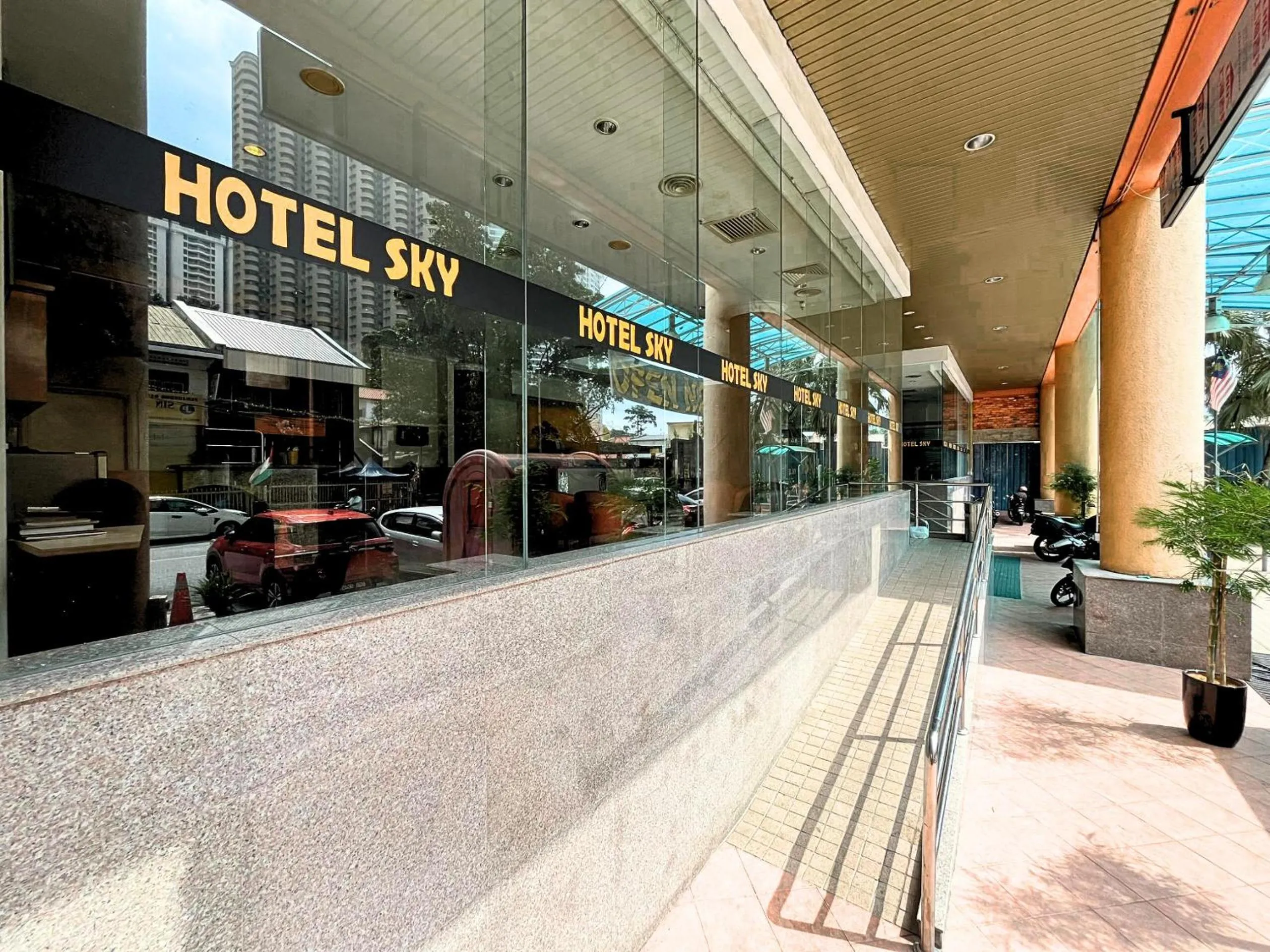 Property building in Sky Hotel Chow Kit PWTC