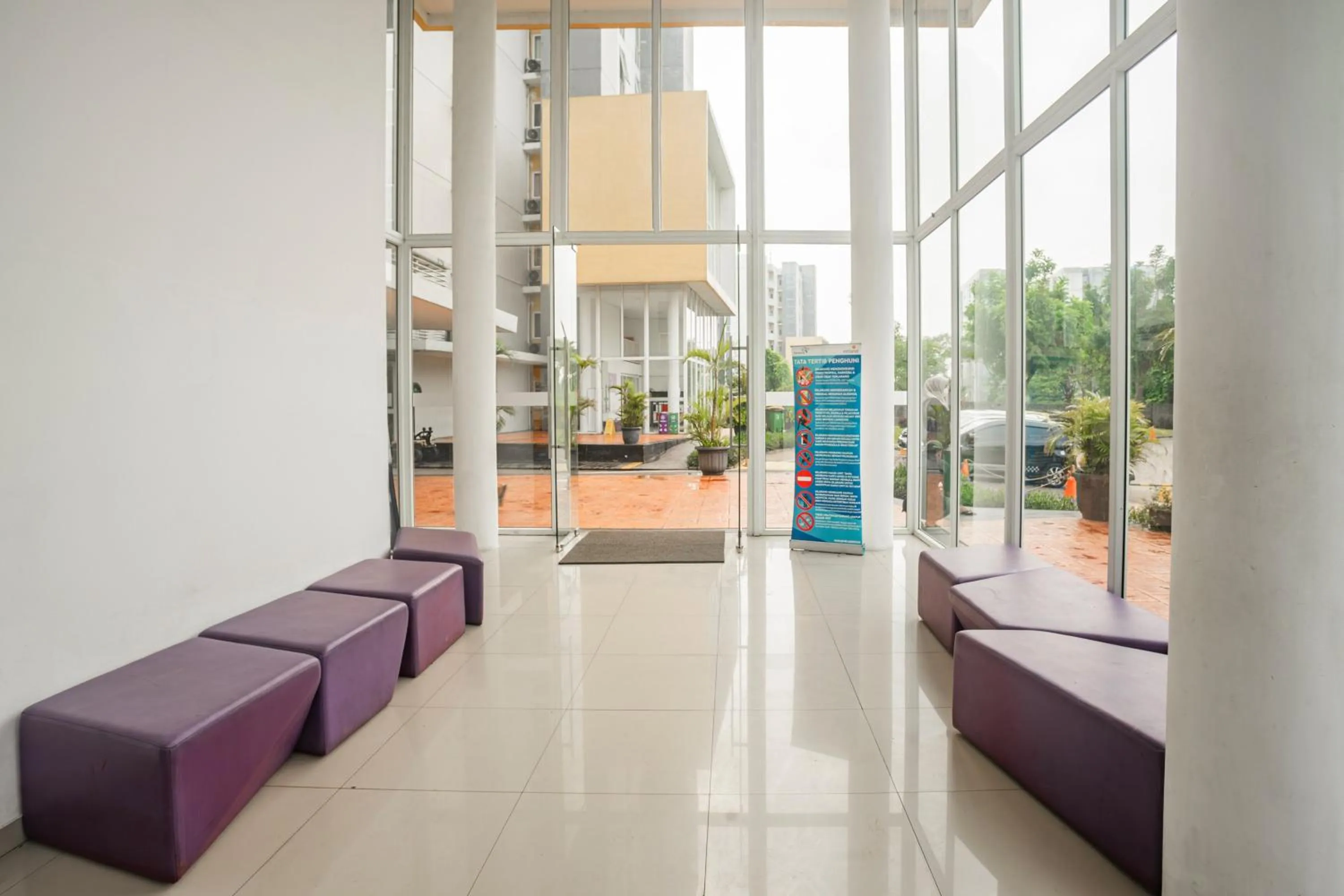 Lobby or reception in Hotel O Sayy Rooms