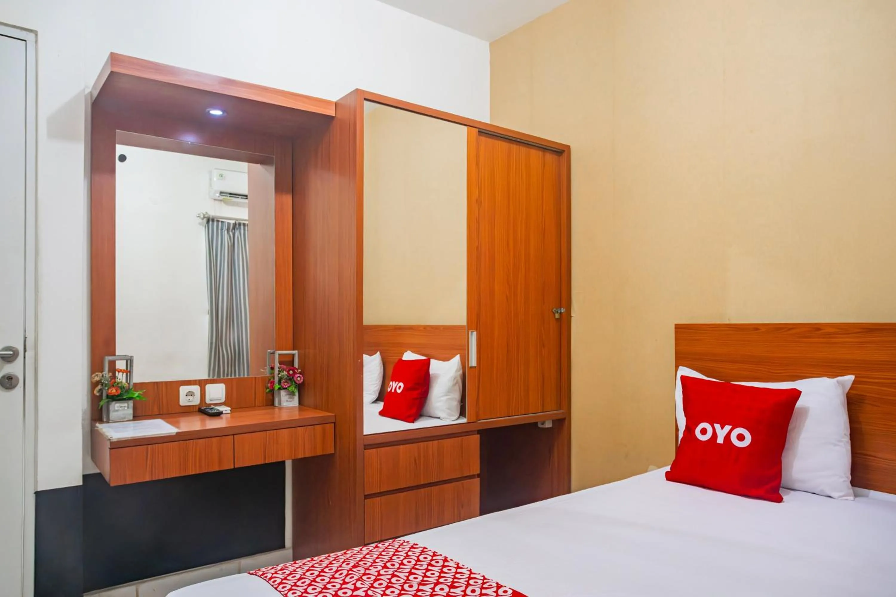 Bedroom in Hotel O Sayy Rooms