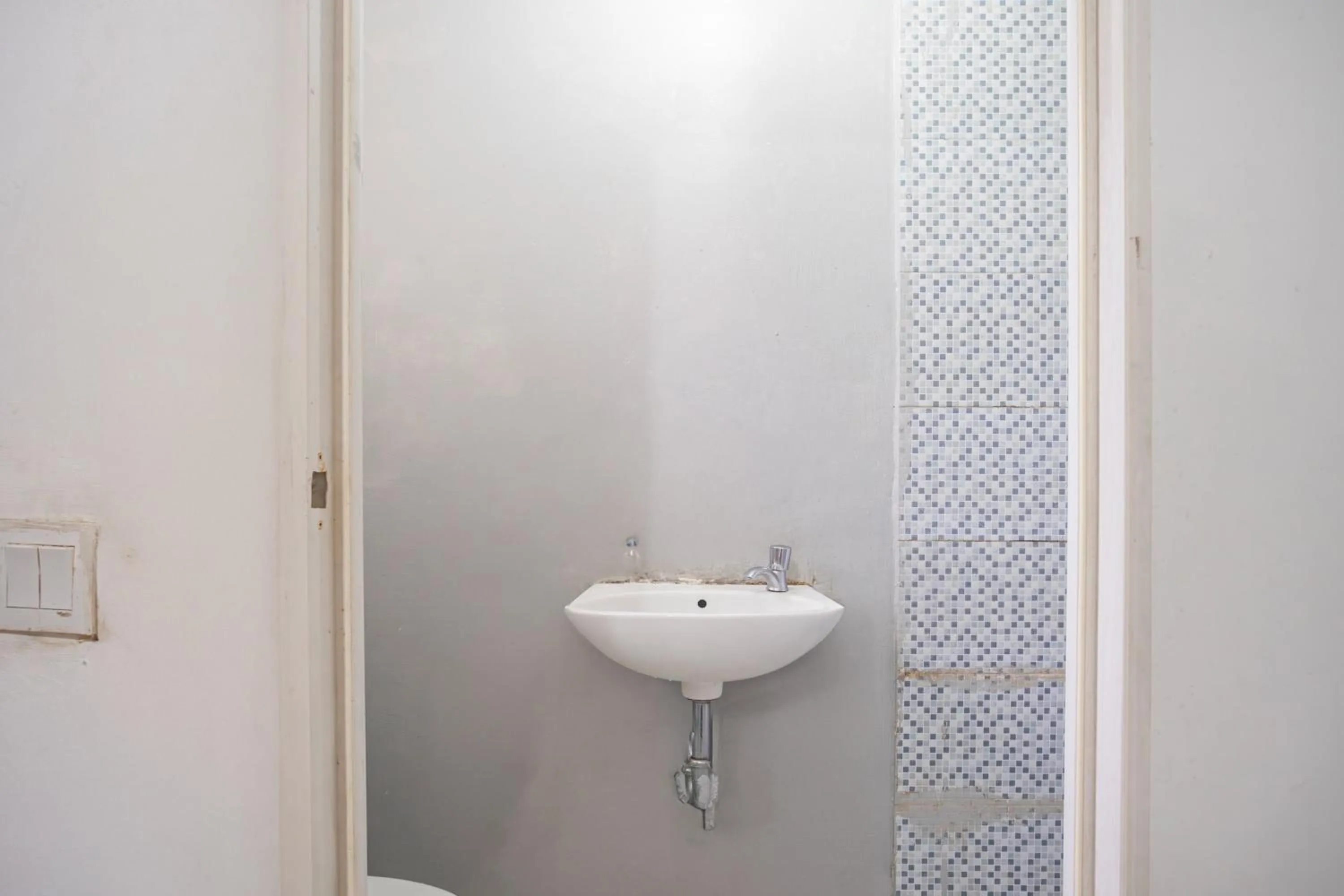 Bathroom in Hotel O Sayy Rooms