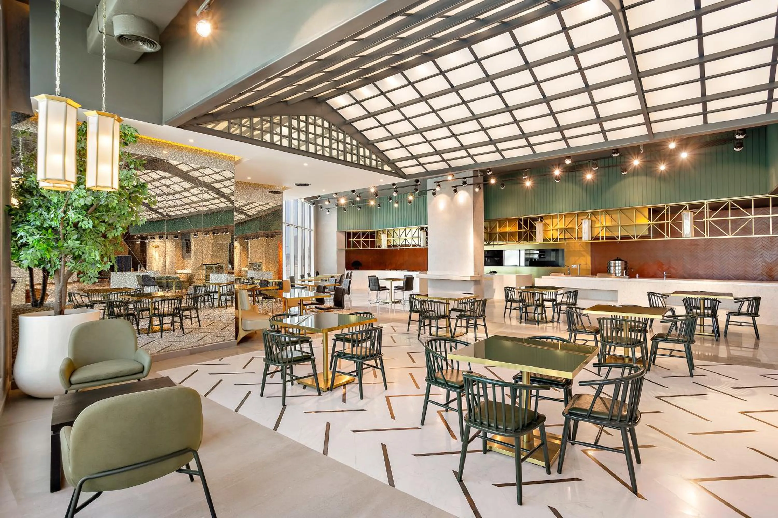 Restaurant/places to eat in Barcelo Hotel & Residences, Bahrain