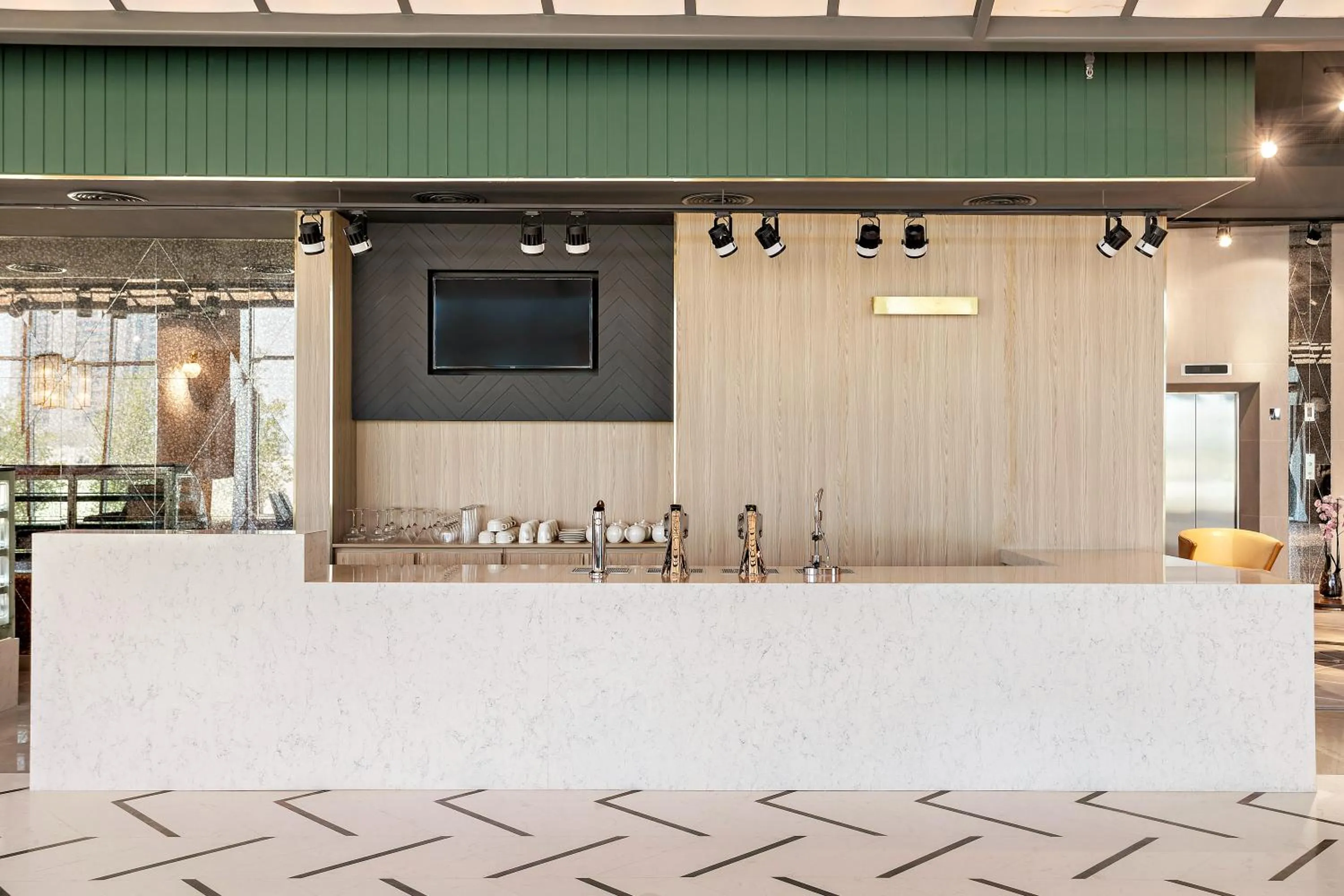 Lounge or bar in Barcelo Hotel & Residences, Bahrain