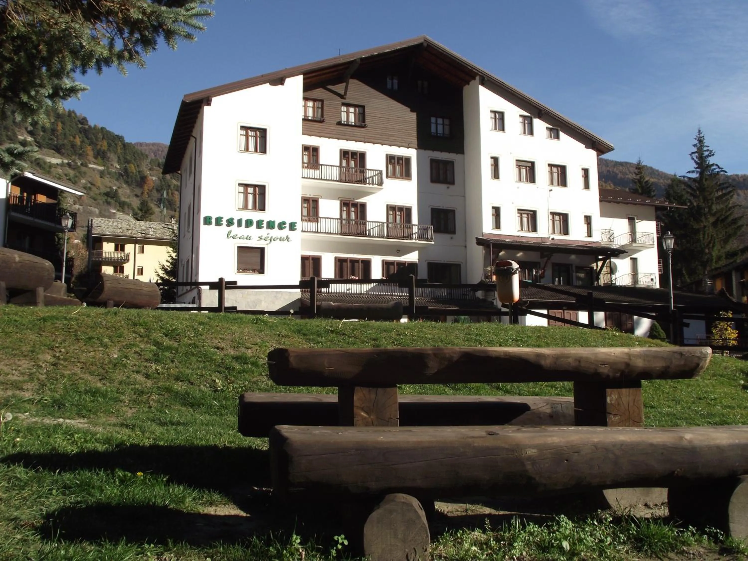 Property building in Residence Beau Sejour