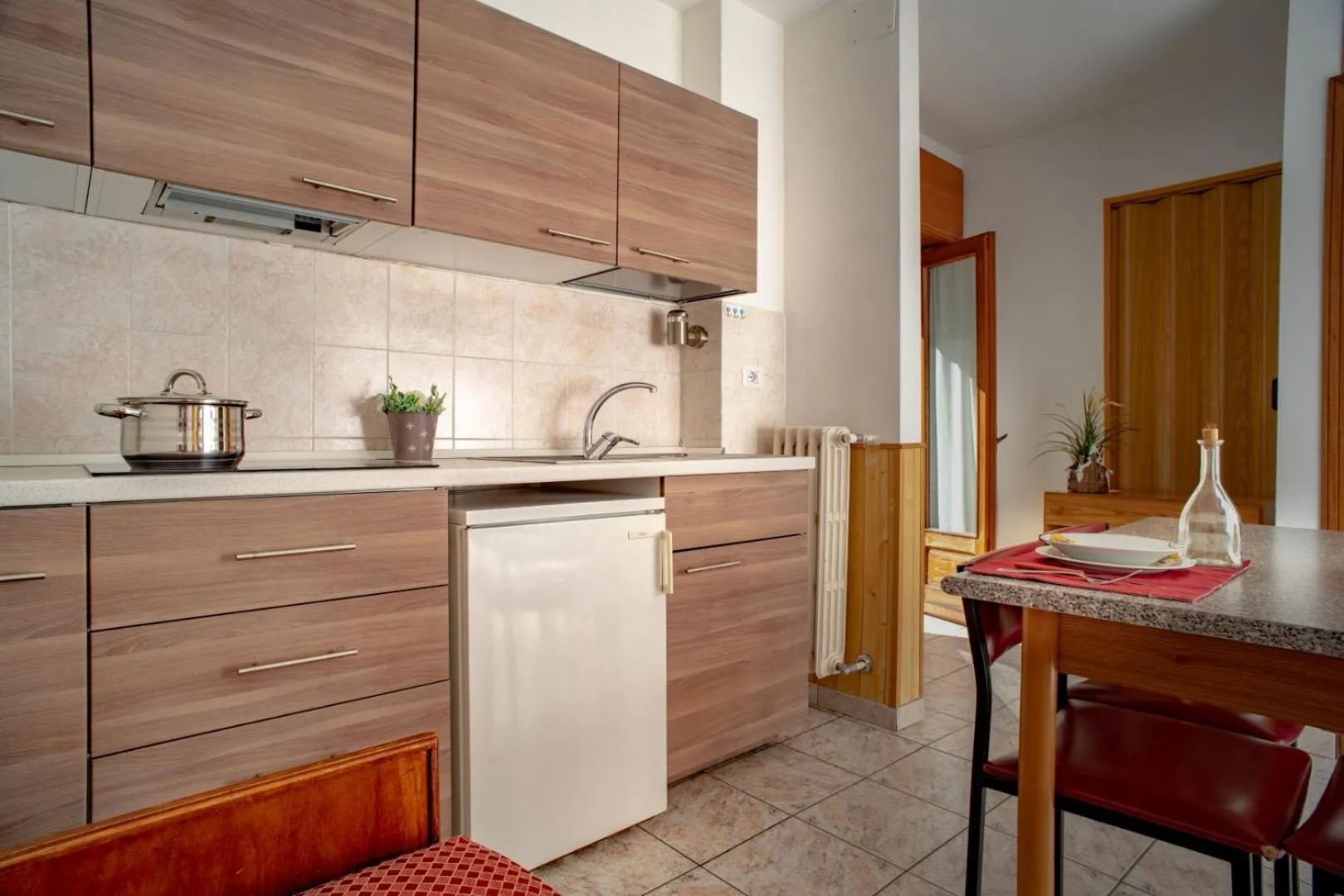 Kitchen or kitchenette in Residence Beau Sejour
