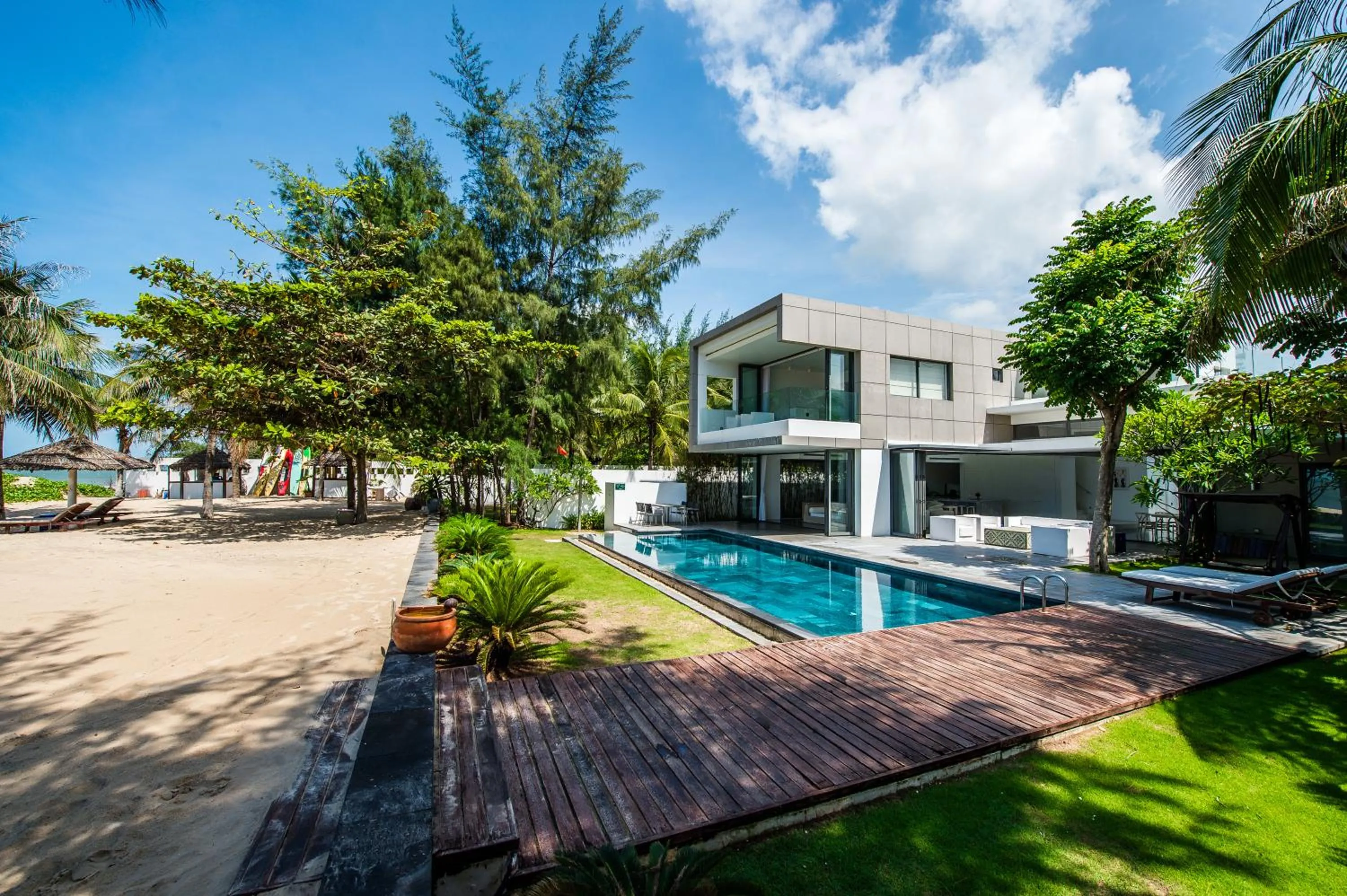 Premium Beachfront Pool Residence in Sanctuary Ho Tram Beach Resort