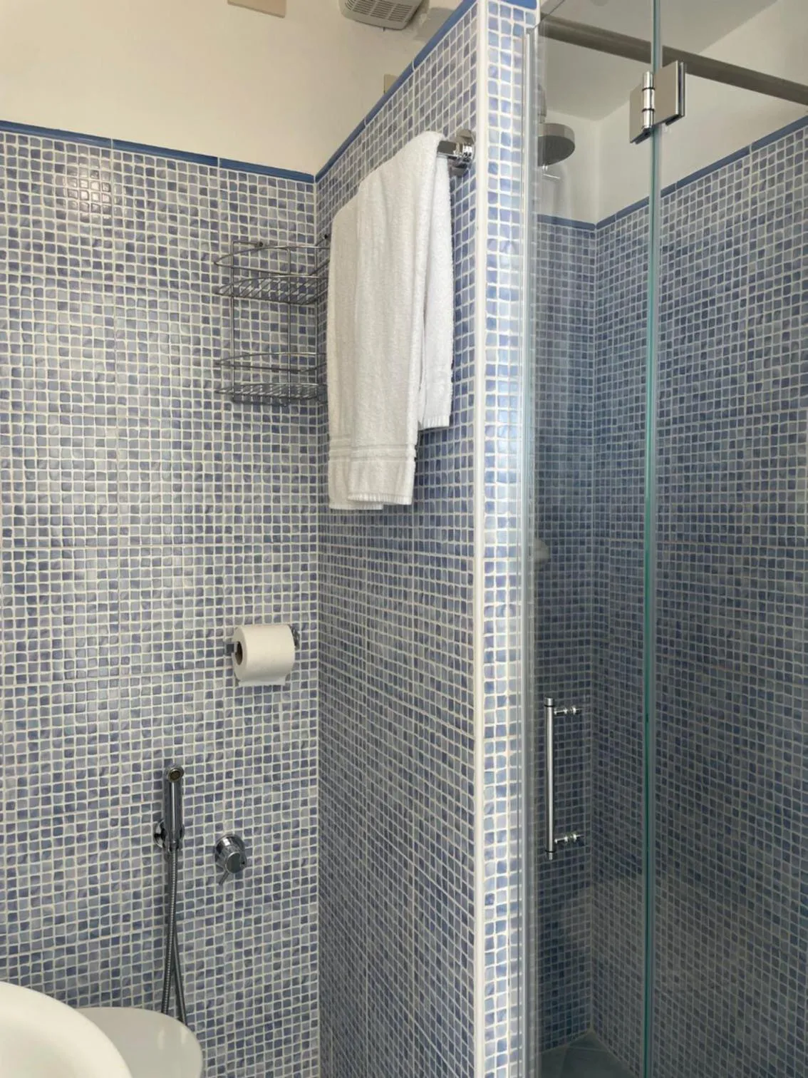Bathroom in Hotel Miramare