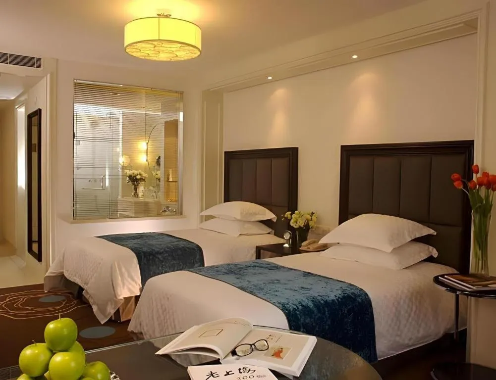 Bed in Jinjiang Metropolo Hotel Classiq YMCA People Square