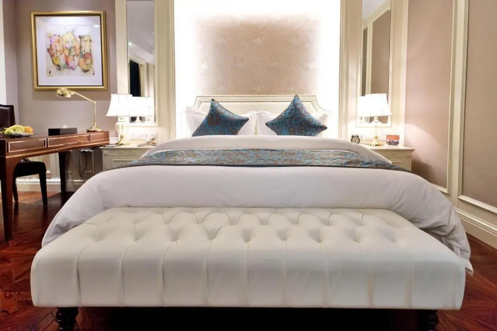 Bed in Jinjiang Metropolo Hotel Classiq YMCA People Square