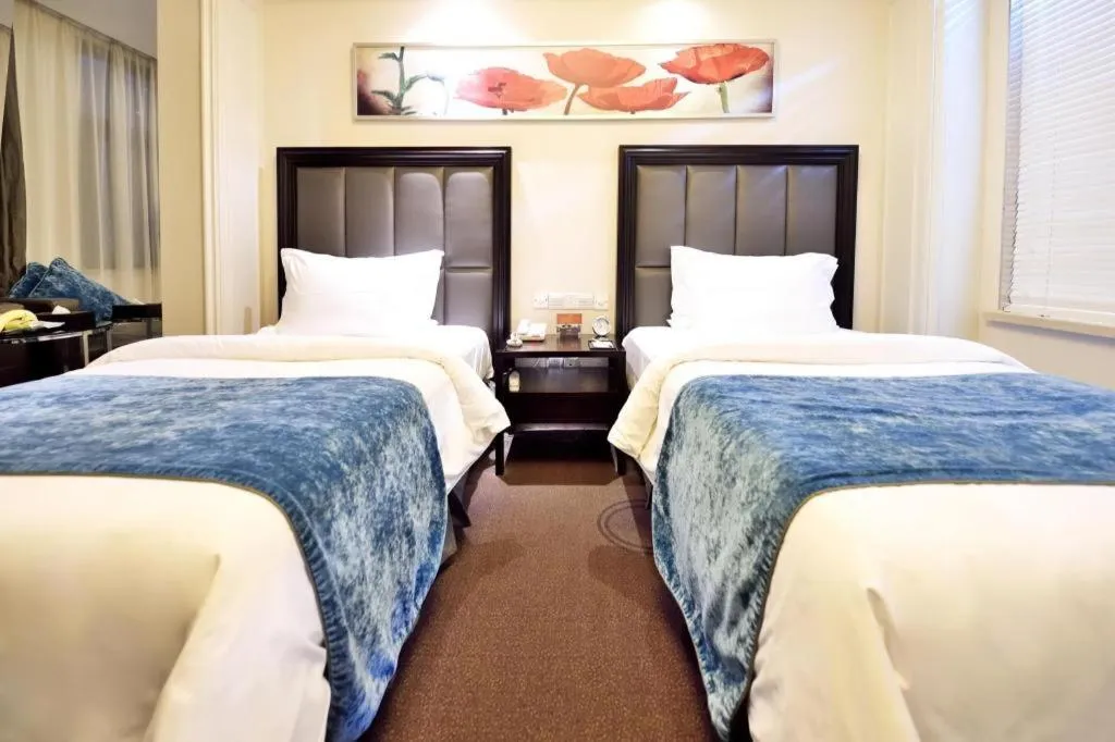 Bed in Jinjiang Metropolo Hotel Classiq YMCA People Square