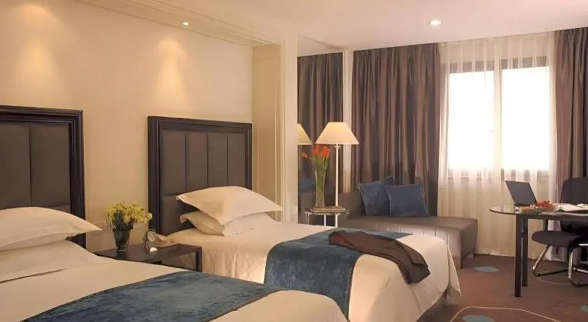 Bed in Jinjiang Metropolo Hotel Classiq YMCA People Square