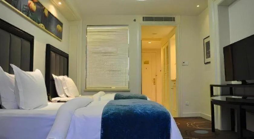 Bed in Jinjiang Metropolo Hotel Classiq YMCA People Square