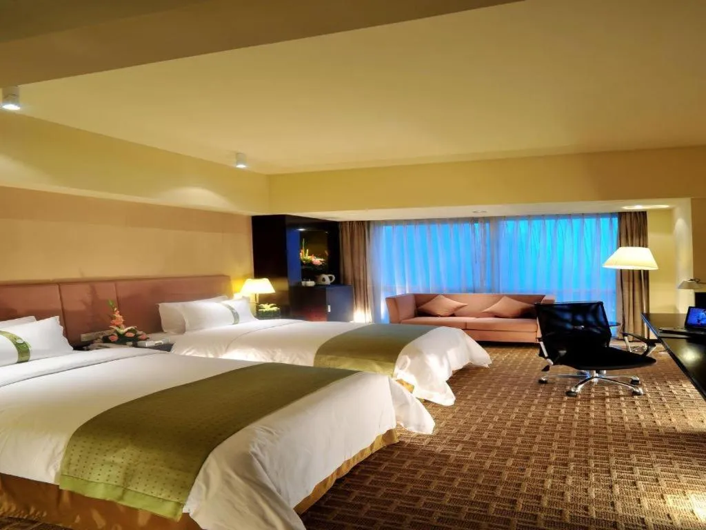 Bed in Holiday Inn Xi'an Greenland Century City By IHG