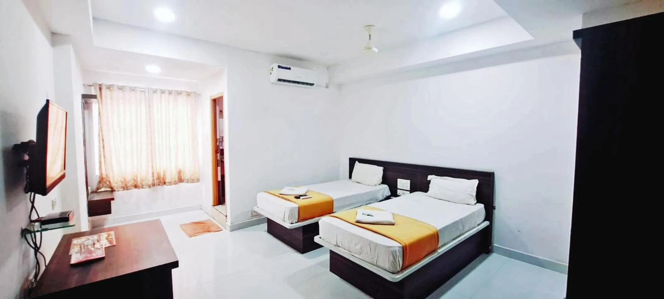 Bedroom, Bed in Hotel White Stone Premier Inn