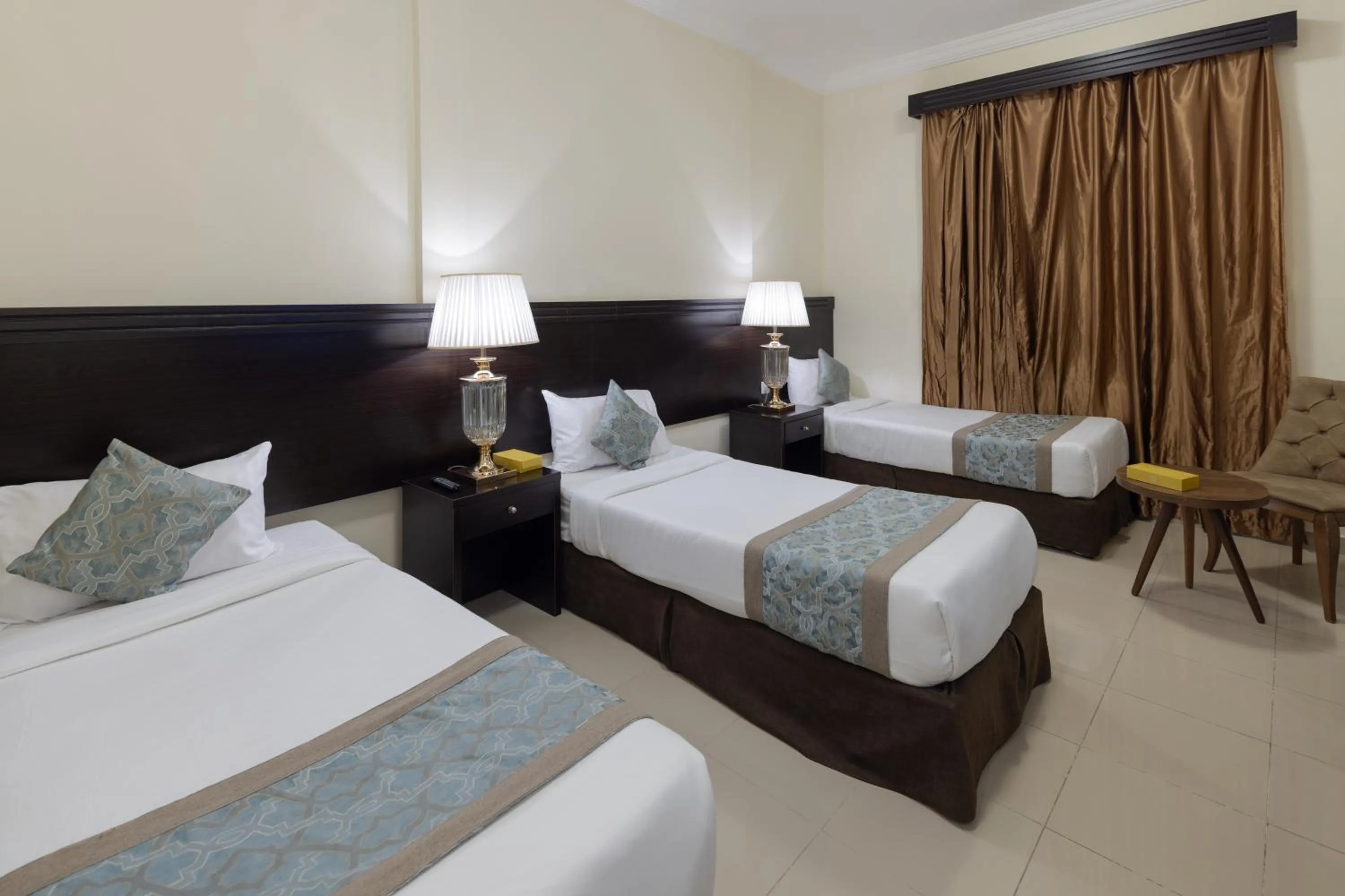 Bed in Snood Al Huda