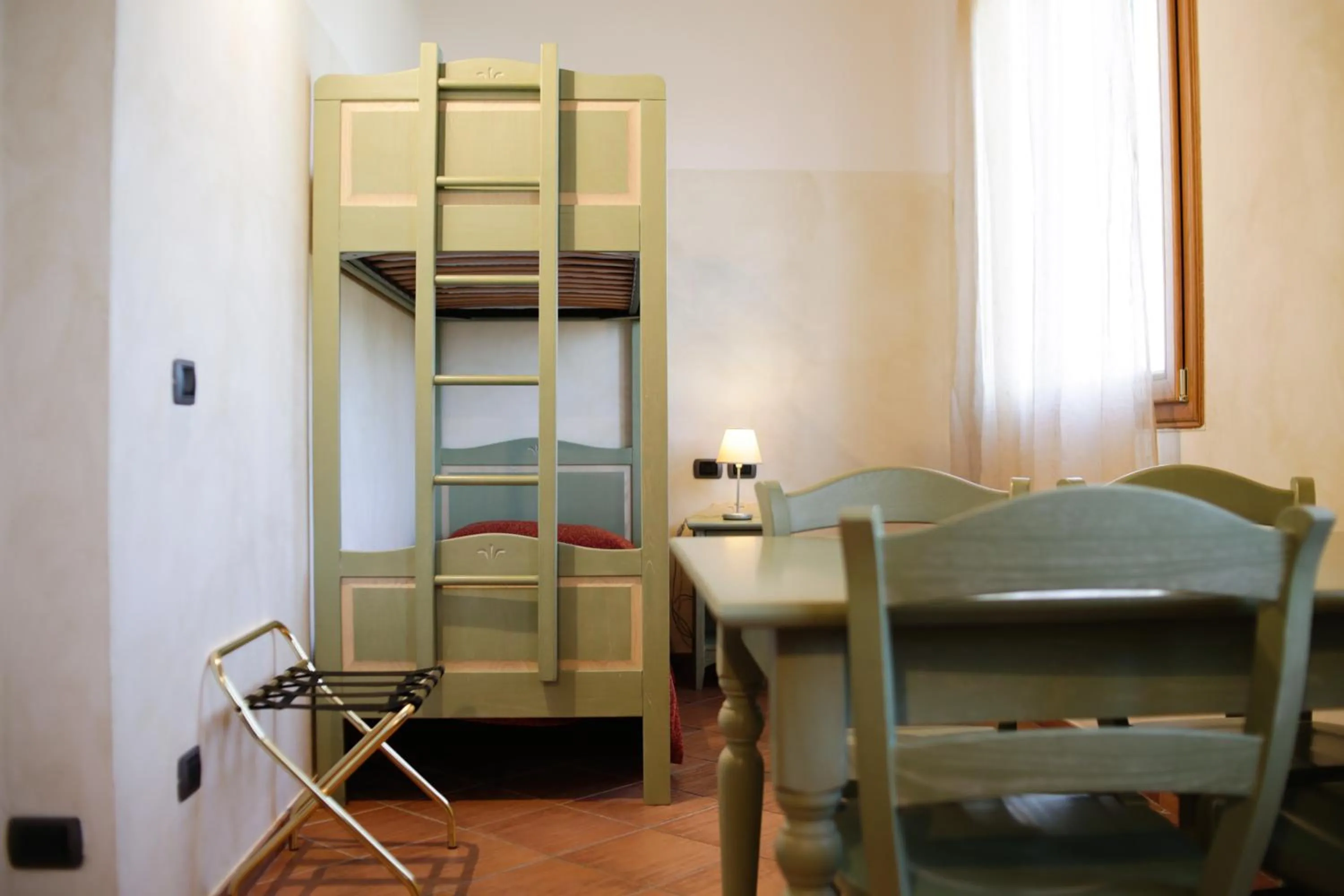 bunk bed, Bed in Due Ponti Village