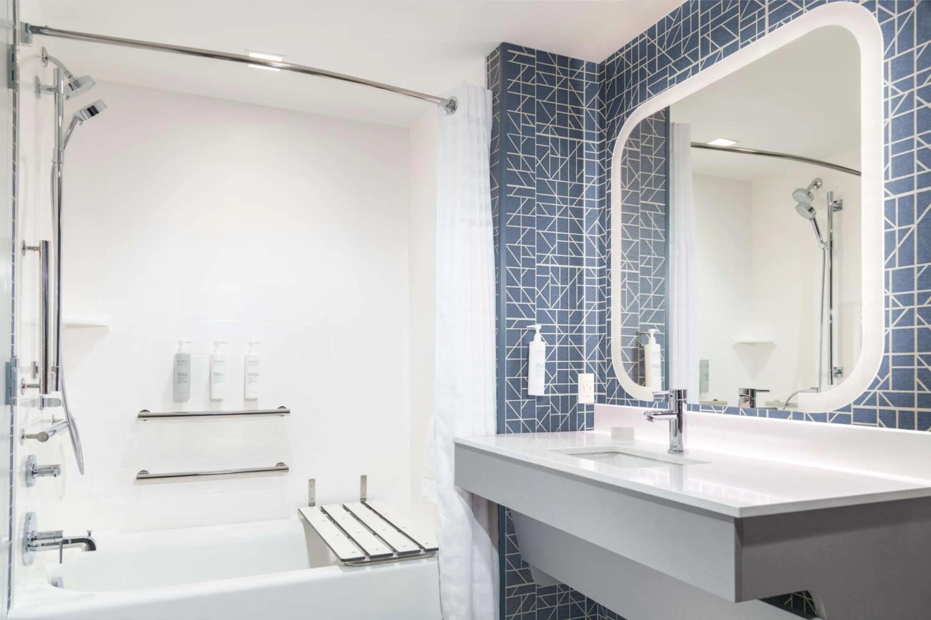 Bathroom in Homewood Suites By Hilton Holland