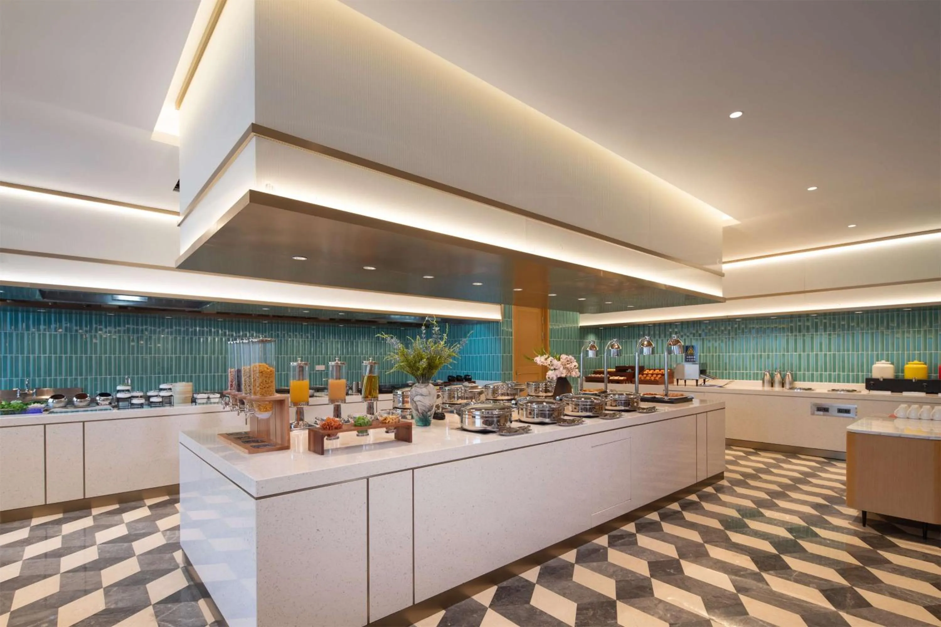 Restaurant/places to eat in Hilton Garden Inn Hulunbuir Hailar