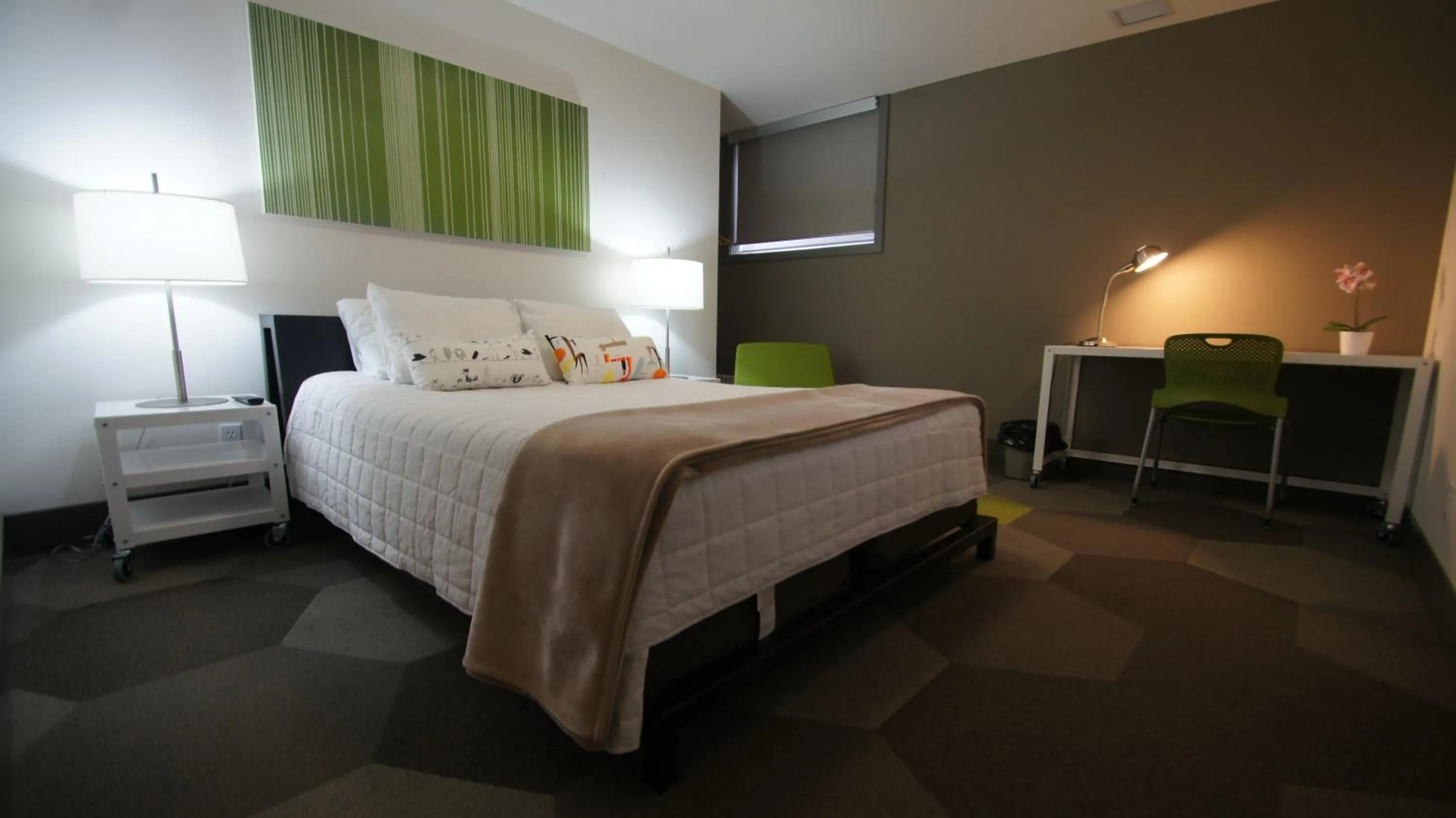 Bed in HI Calgary City Centre - Hostel