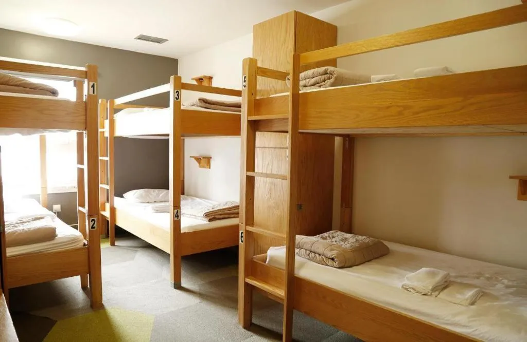 Bed in HI Calgary City Centre - Hostel