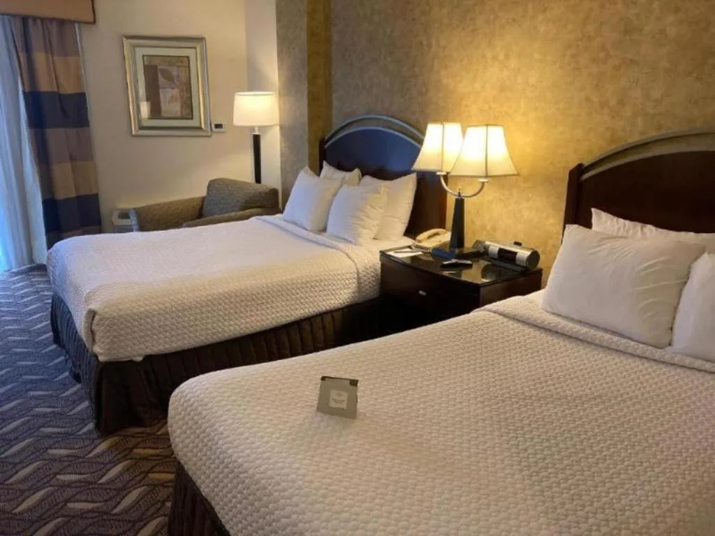 Bed in Radisson Hotel Austin - University