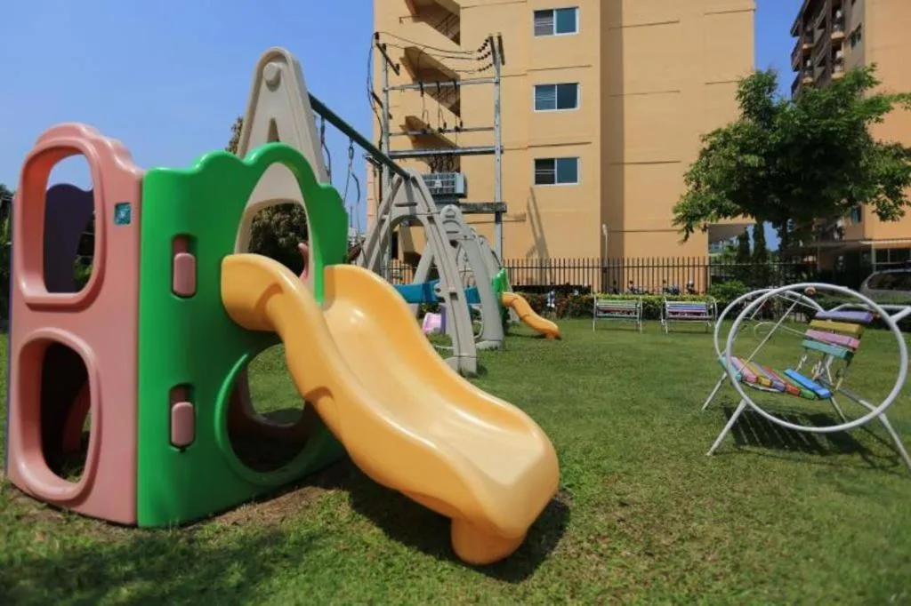 J Town serviced Apartments&hotel