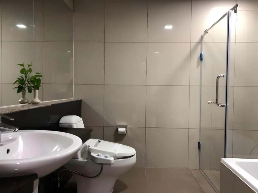 J Town serviced Apartments&hotel