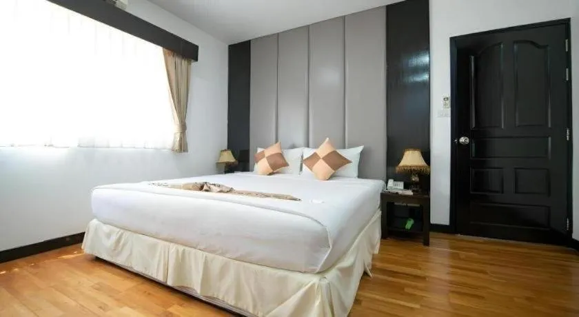 Bed in J Town serviced Apartments&hotel