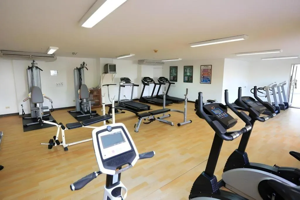 J Town serviced Apartments&hotel