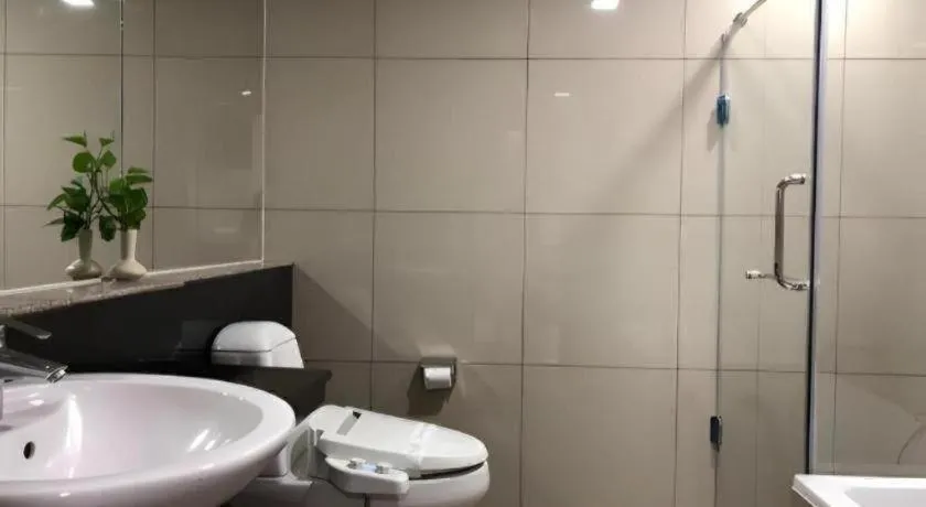 J Town serviced Apartments&hotel