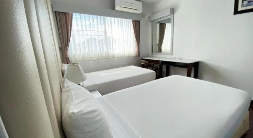 Bed in J Town serviced Apartments&hotel